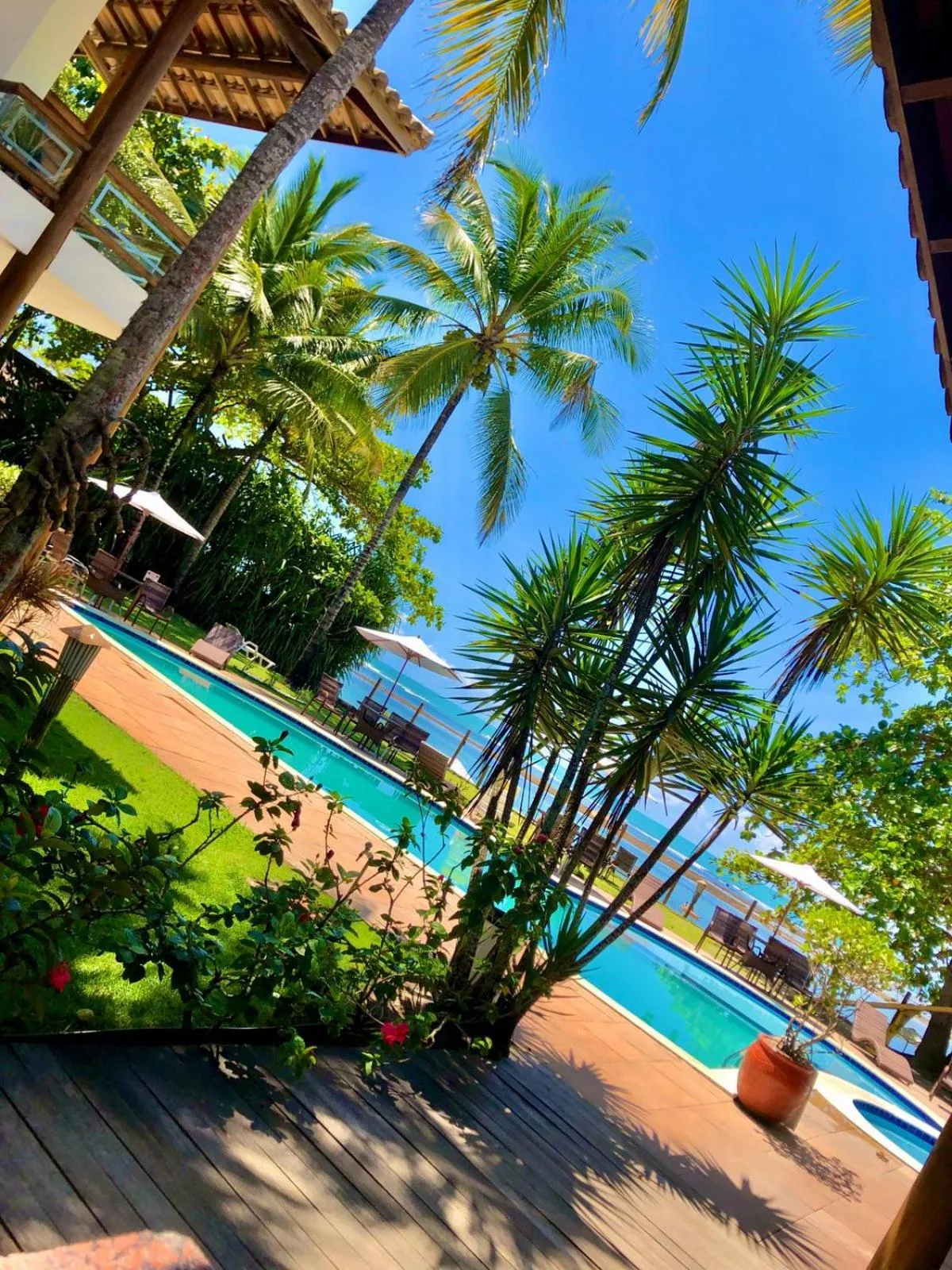 Pool view in Enseada dos Corais Praia Hotel