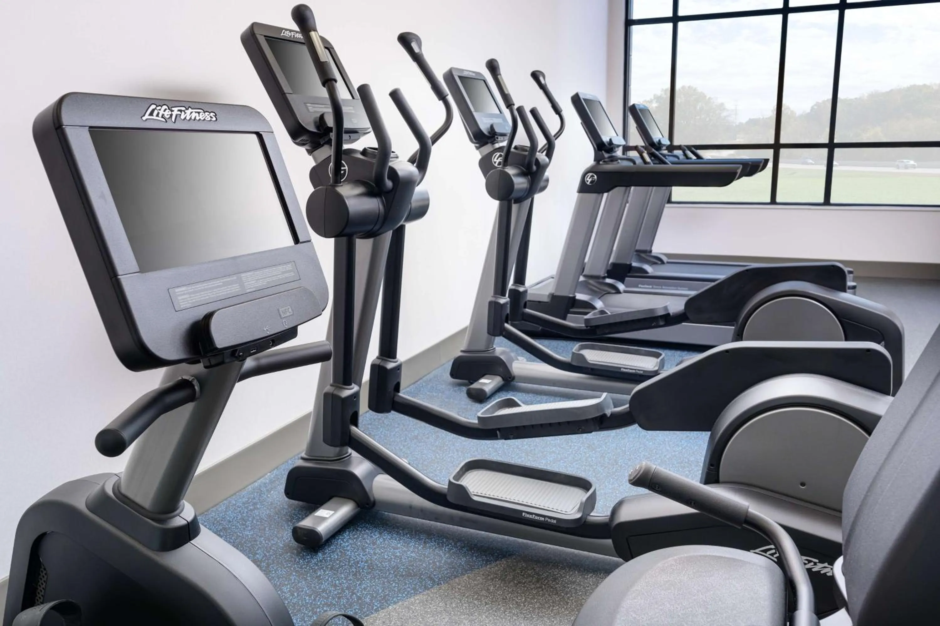 Fitness centre/facilities in Hilton Garden Inn Knoxville Papermill Drive, Tn