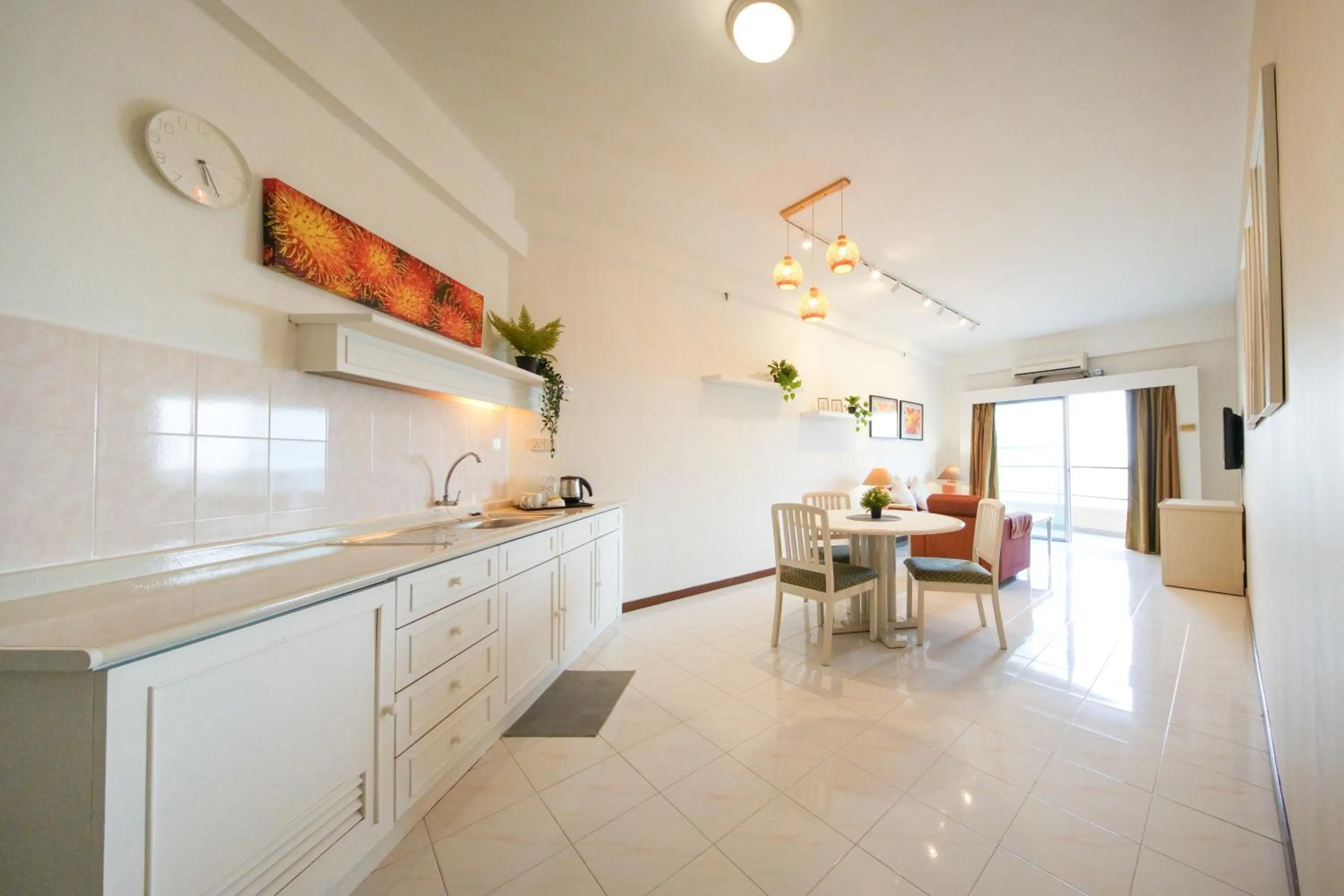 Living room in Rainbow Paradise Beach Resort