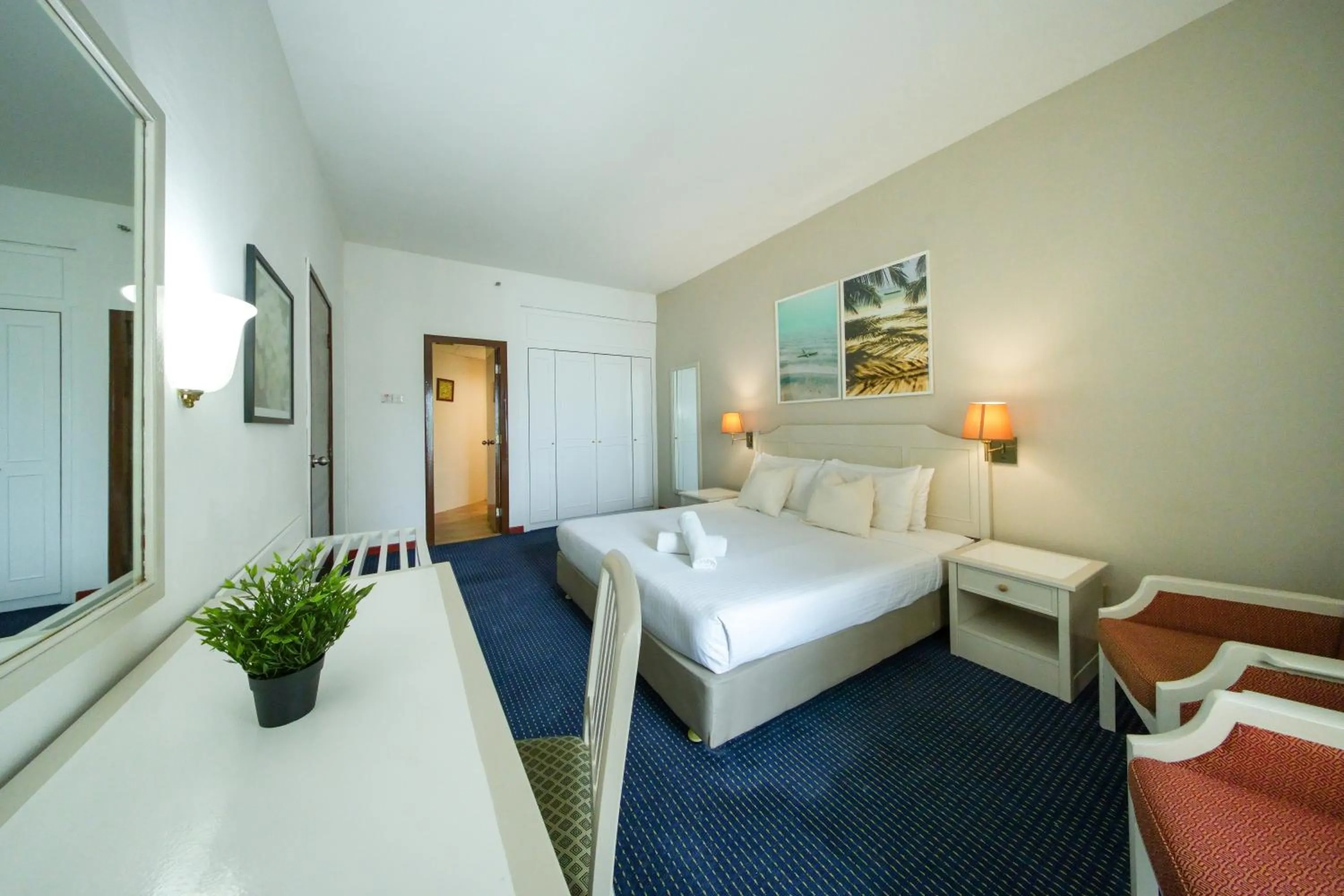 Bedroom in Rainbow Paradise Beach Resort