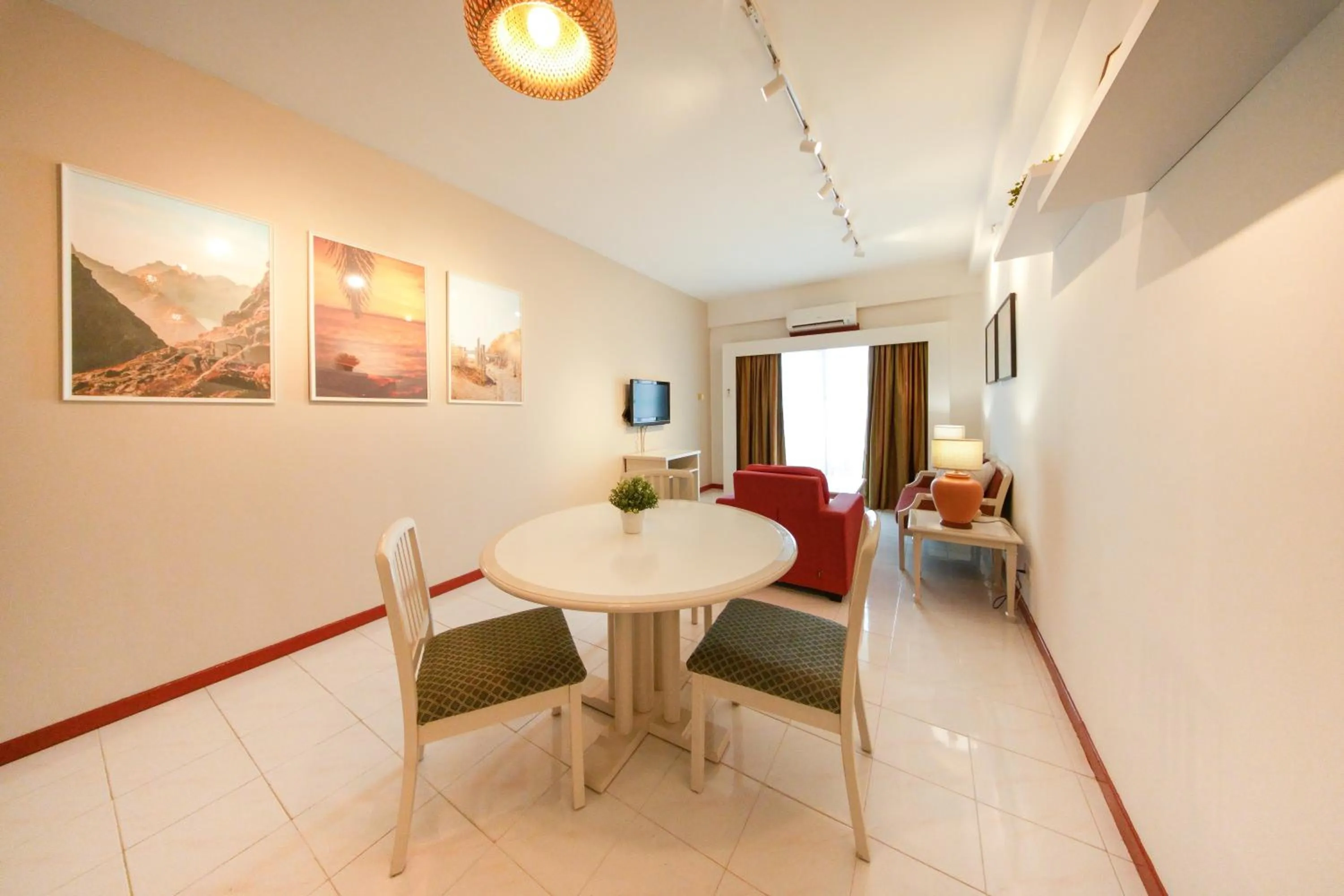 Living room in Rainbow Paradise Beach Resort