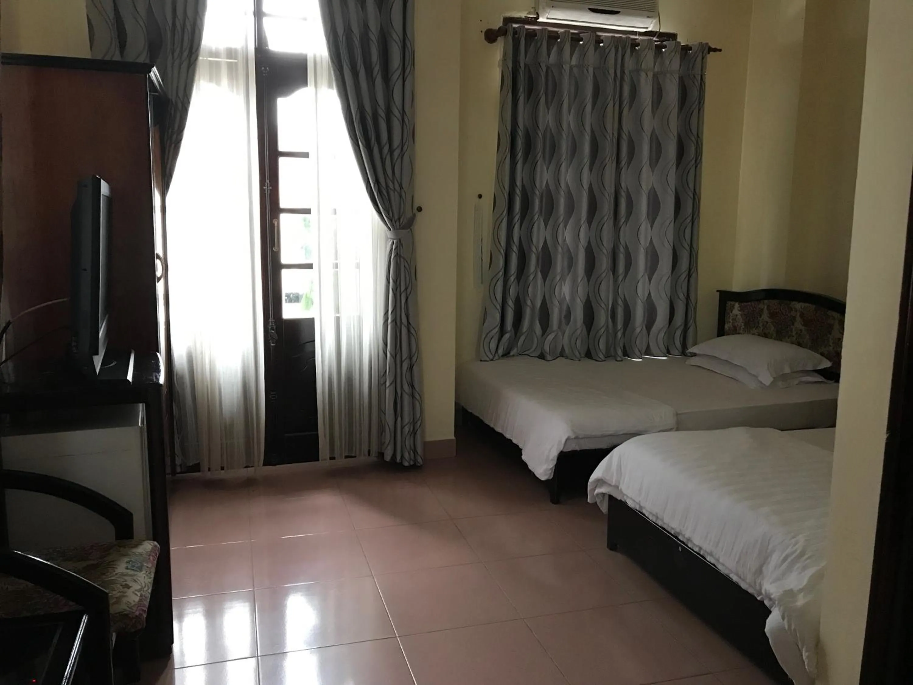 Bedroom, Bed in Cat Phu Hotel