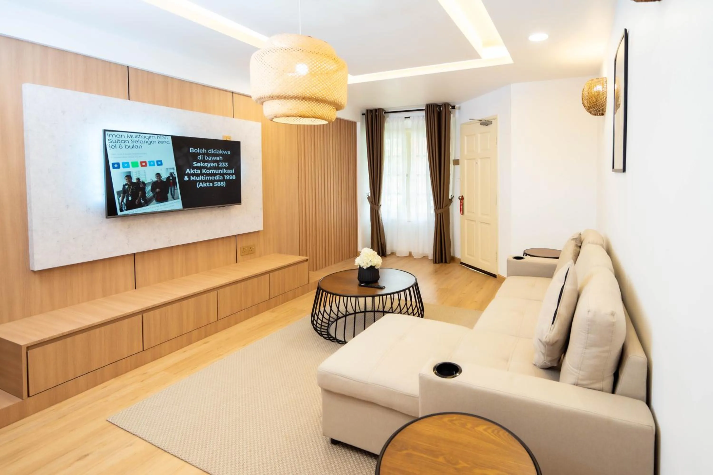 TV and multimedia in Bukit Merah Laketown Resort