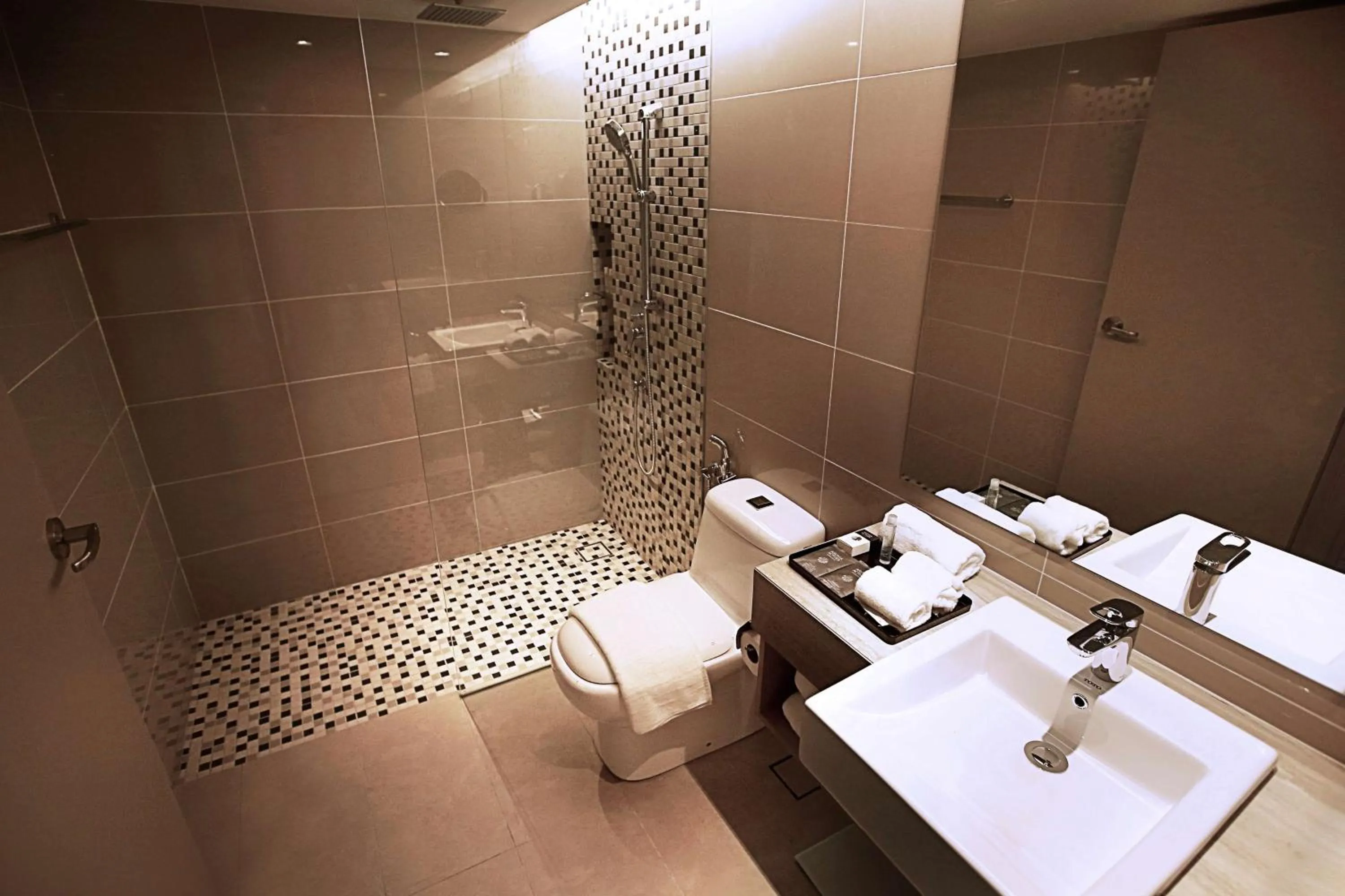 Bathroom in DoubleTree Resort by Hilton Hotel Penang