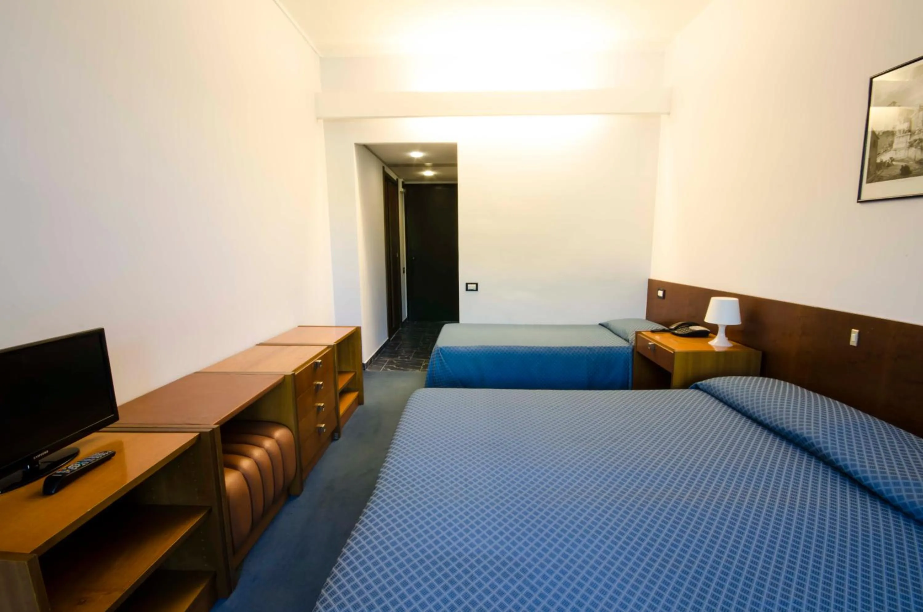 Photo of the whole room, Bed in Grand Hotel Helios