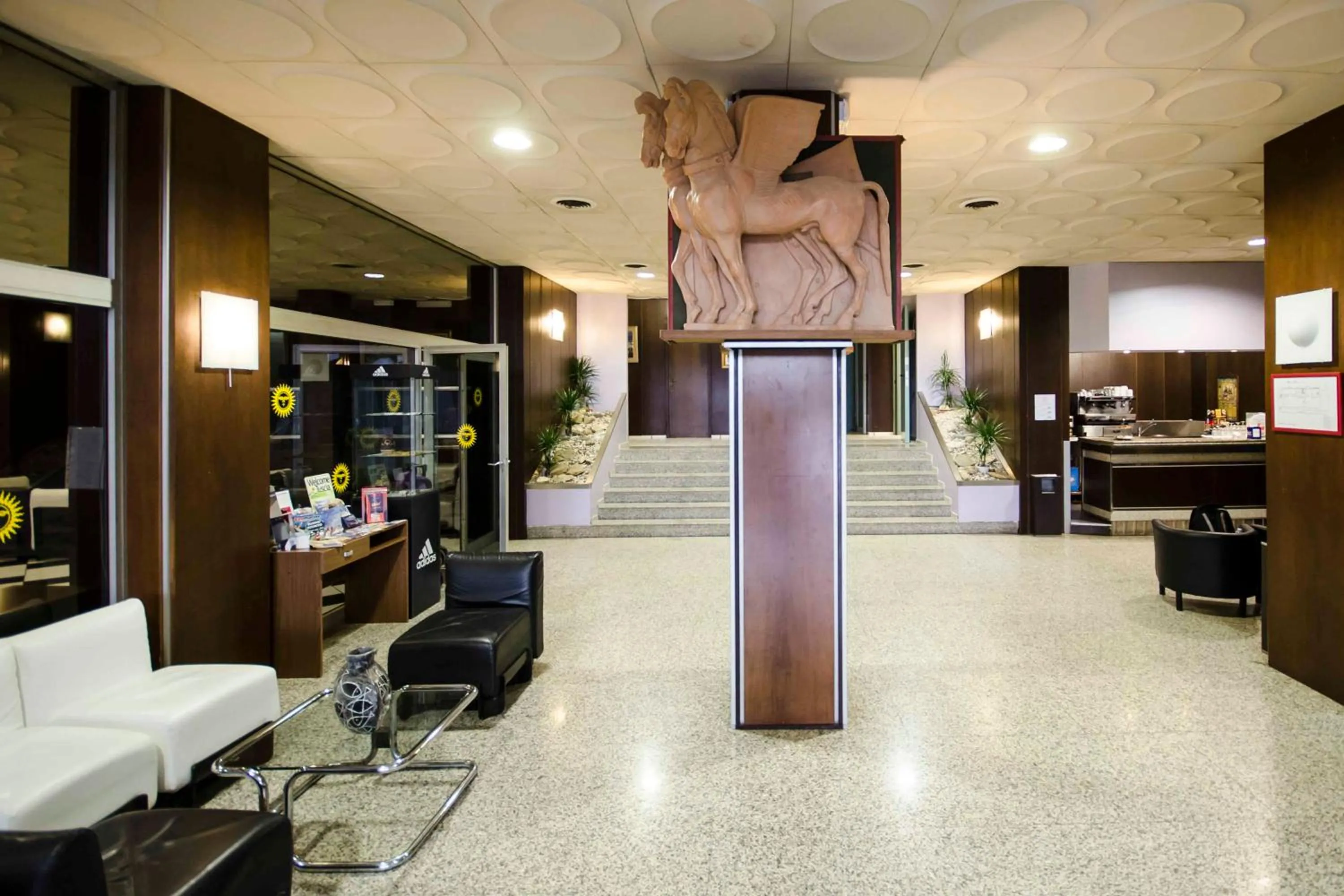 Lobby or reception in Grand Hotel Helios