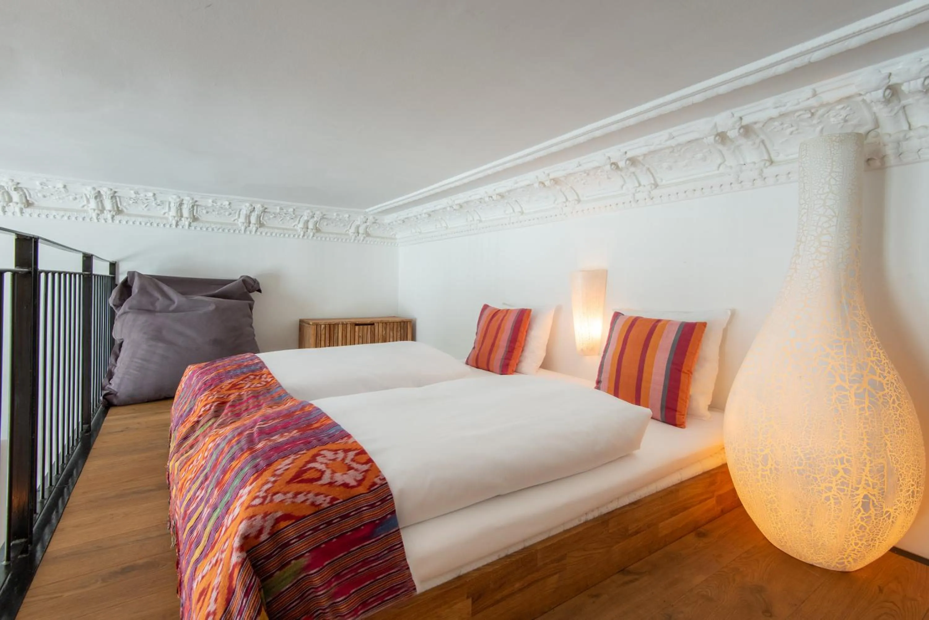 Bedroom, Bed in Lulu Guldsmeden