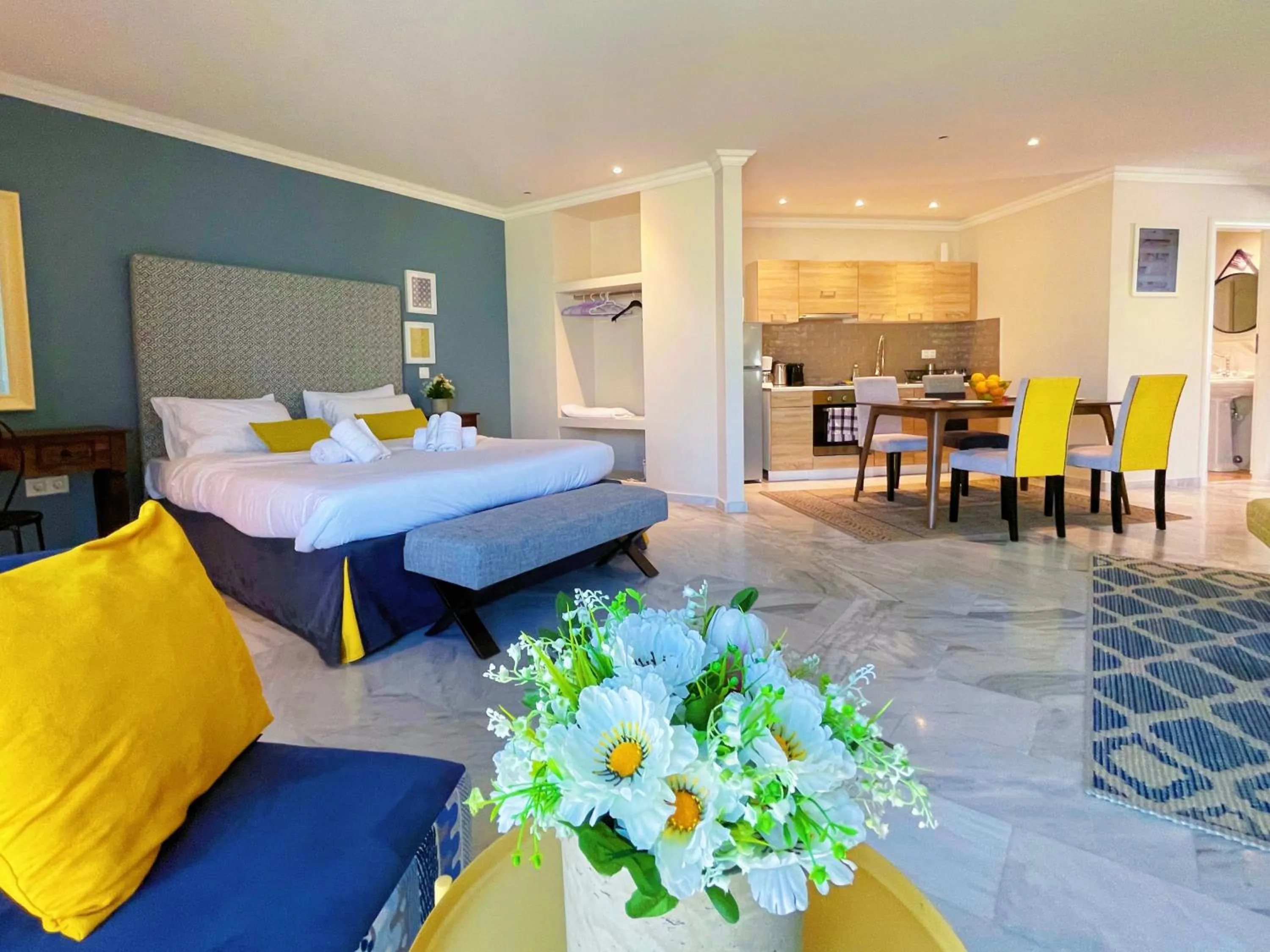 Photo of the whole room in WSD Baia Acropolis Hotel Apartment