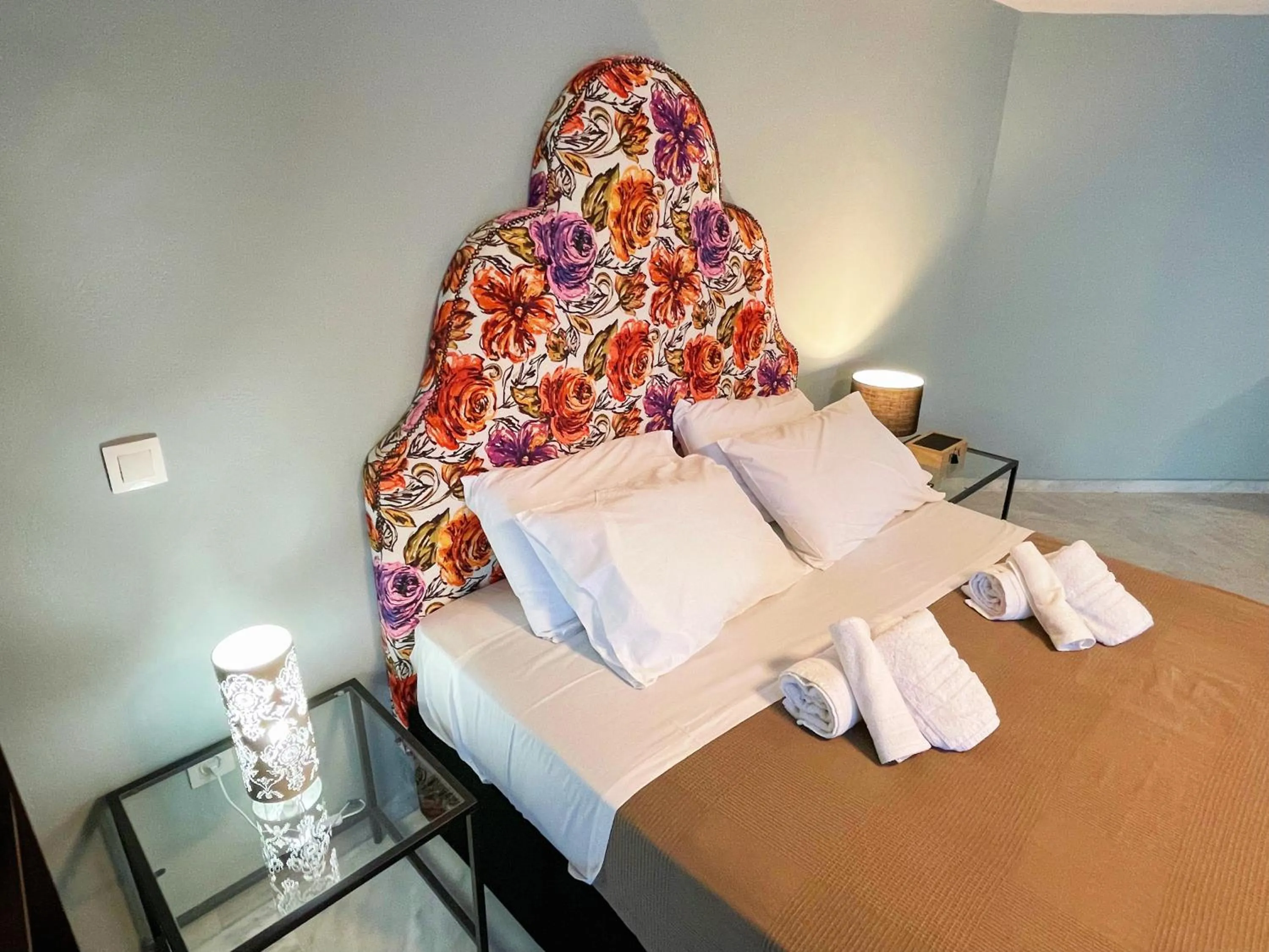 Bed in WSD Baia Acropolis Hotel Apartment