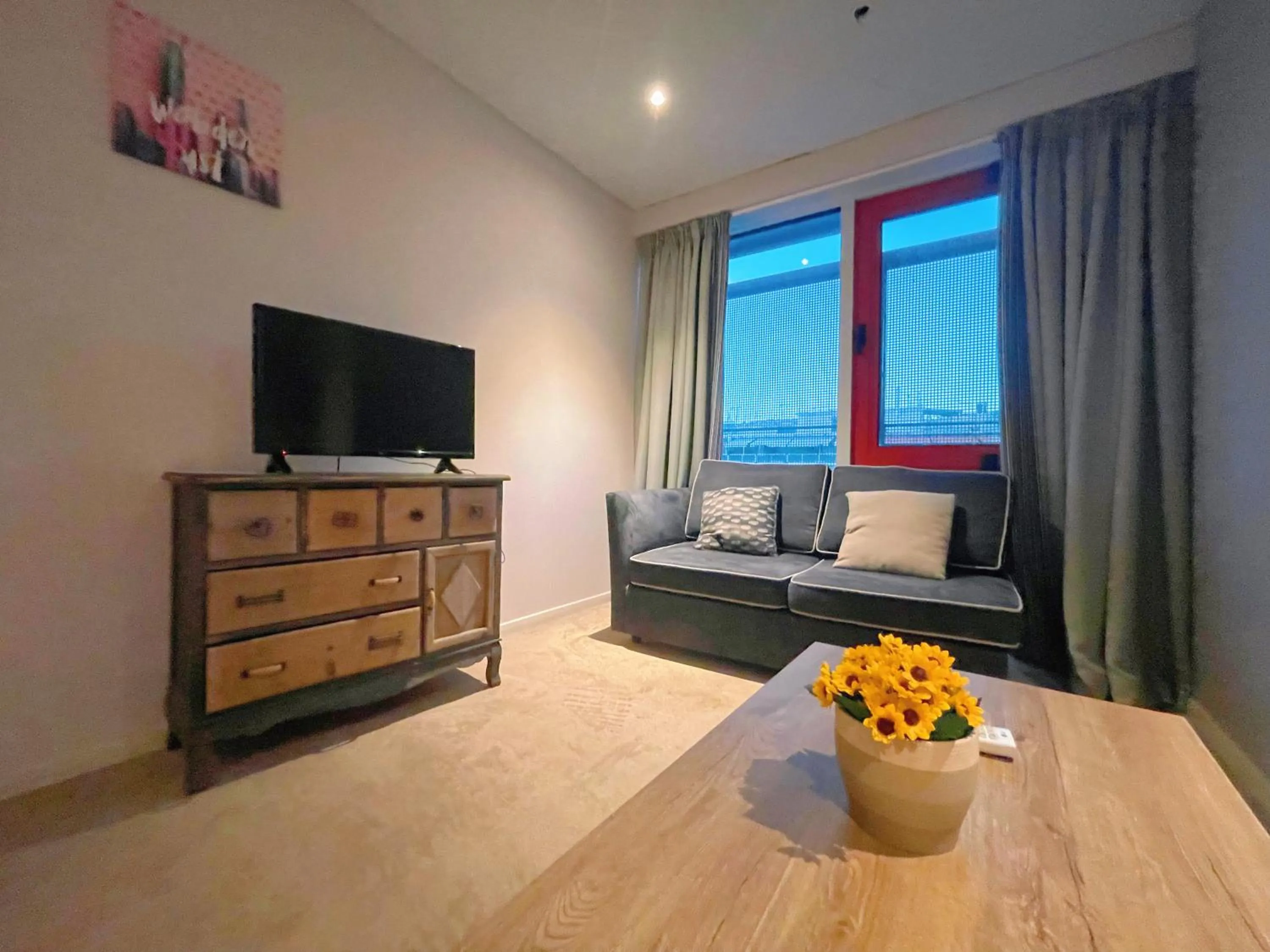 TV and multimedia in WSD Baia Acropolis Hotel Apartment