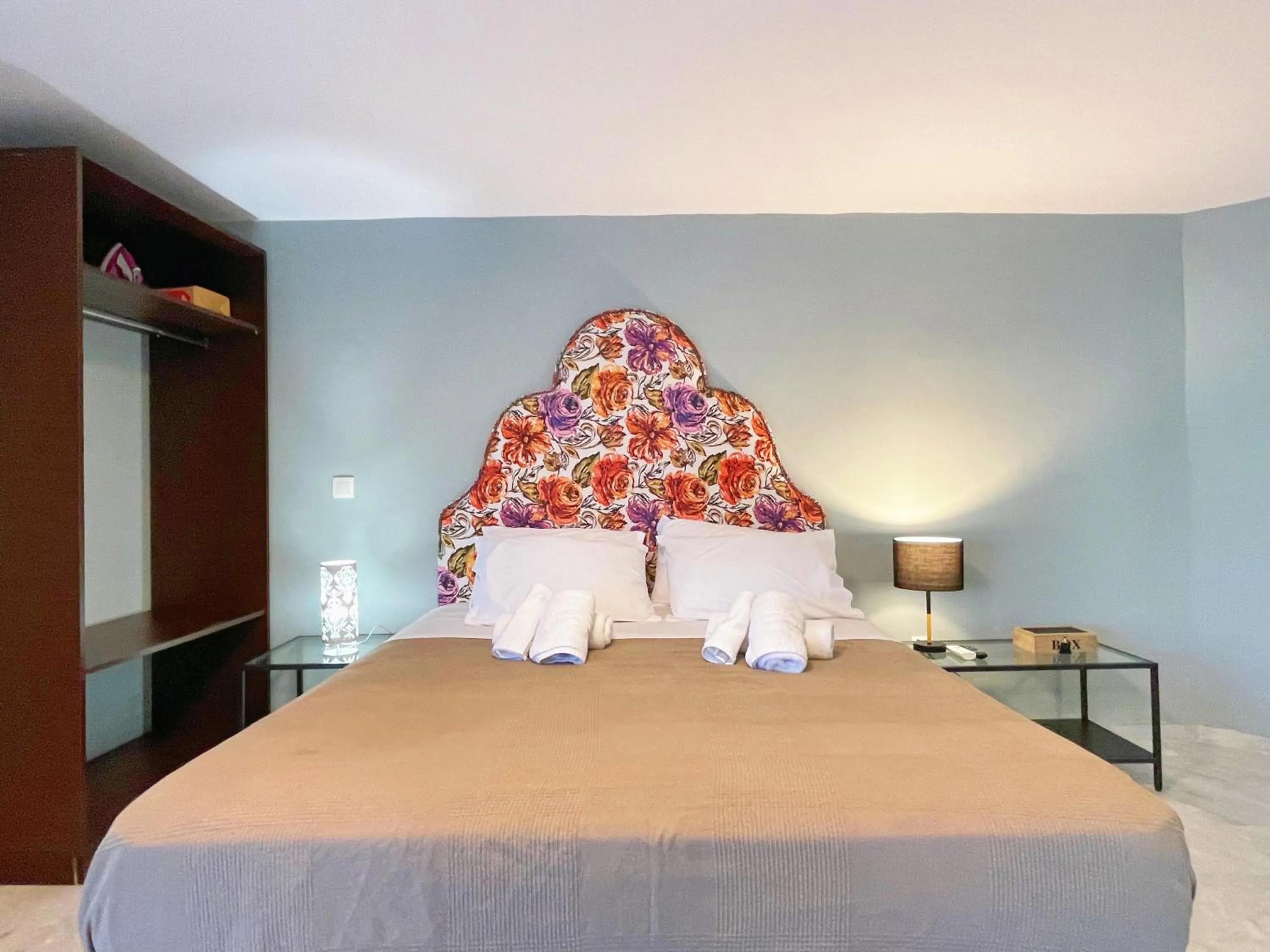 Bed in WSD Baia Acropolis Hotel Apartment