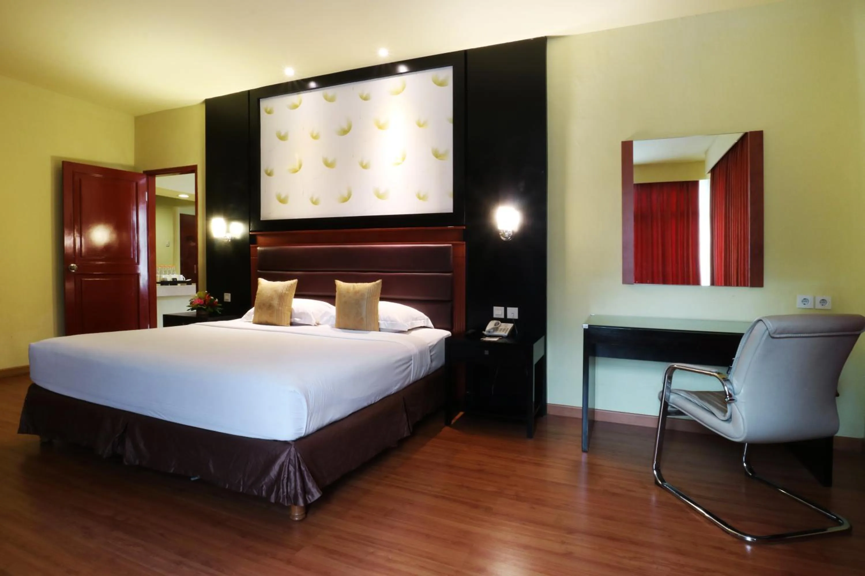 Bedroom, Bed in Sari Ater Kamboti Hotel Bandung