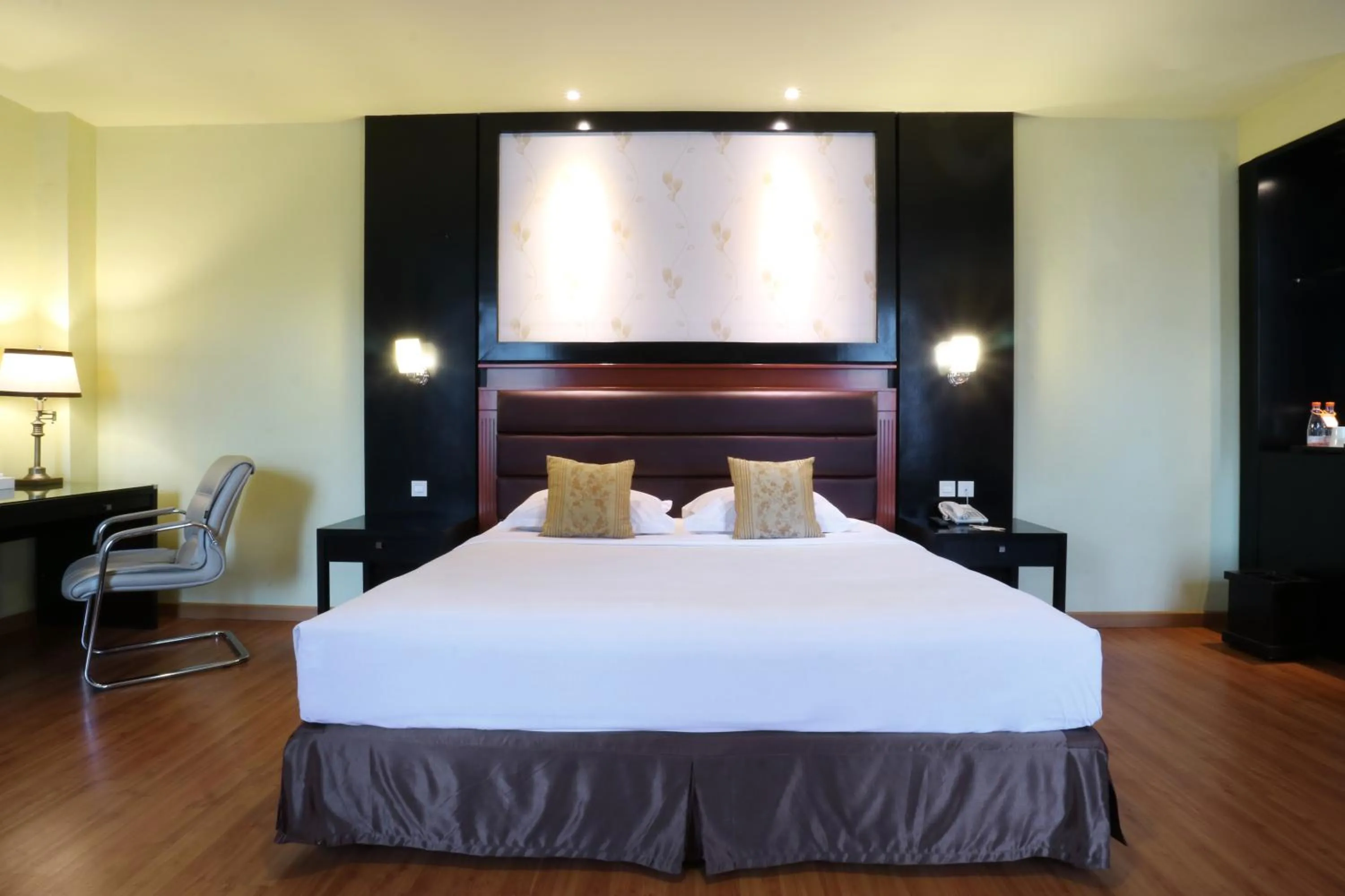 Bed in Sari Ater Kamboti Hotel Bandung