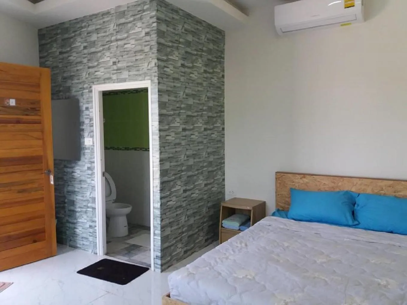 Bed in Heuan Na Khee