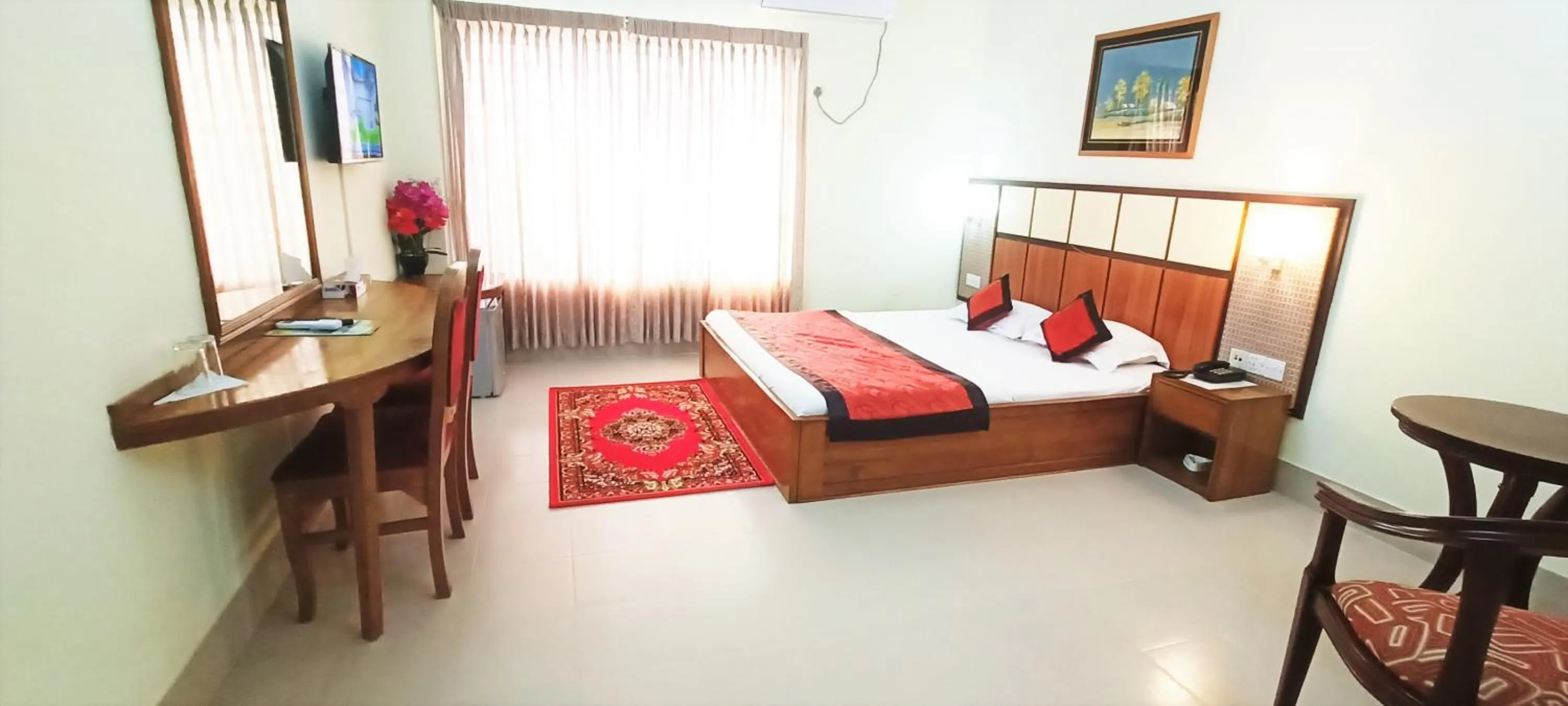 Bedroom, Bed in Hotel Supreme