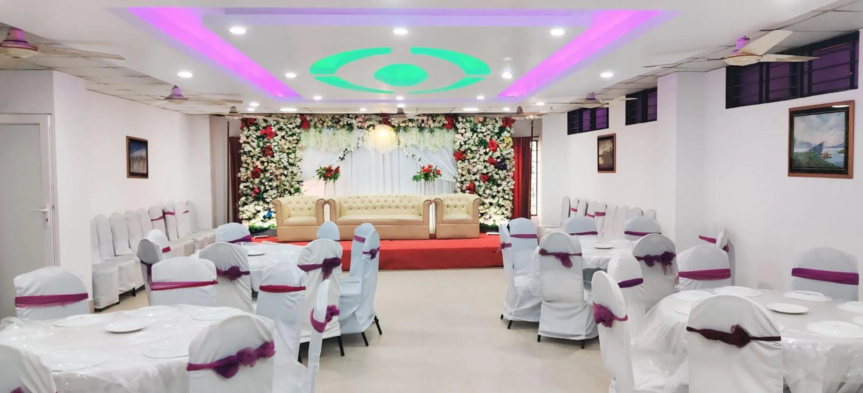 wedding in Hotel Supreme