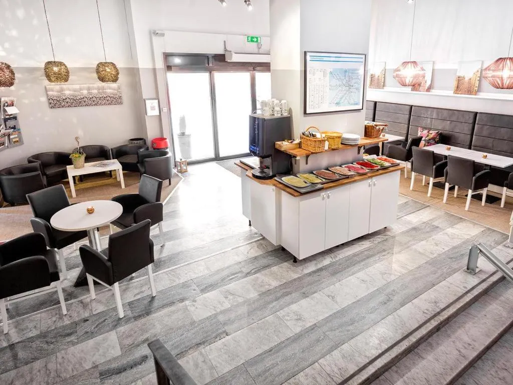 Food in Mosebacke Hostel