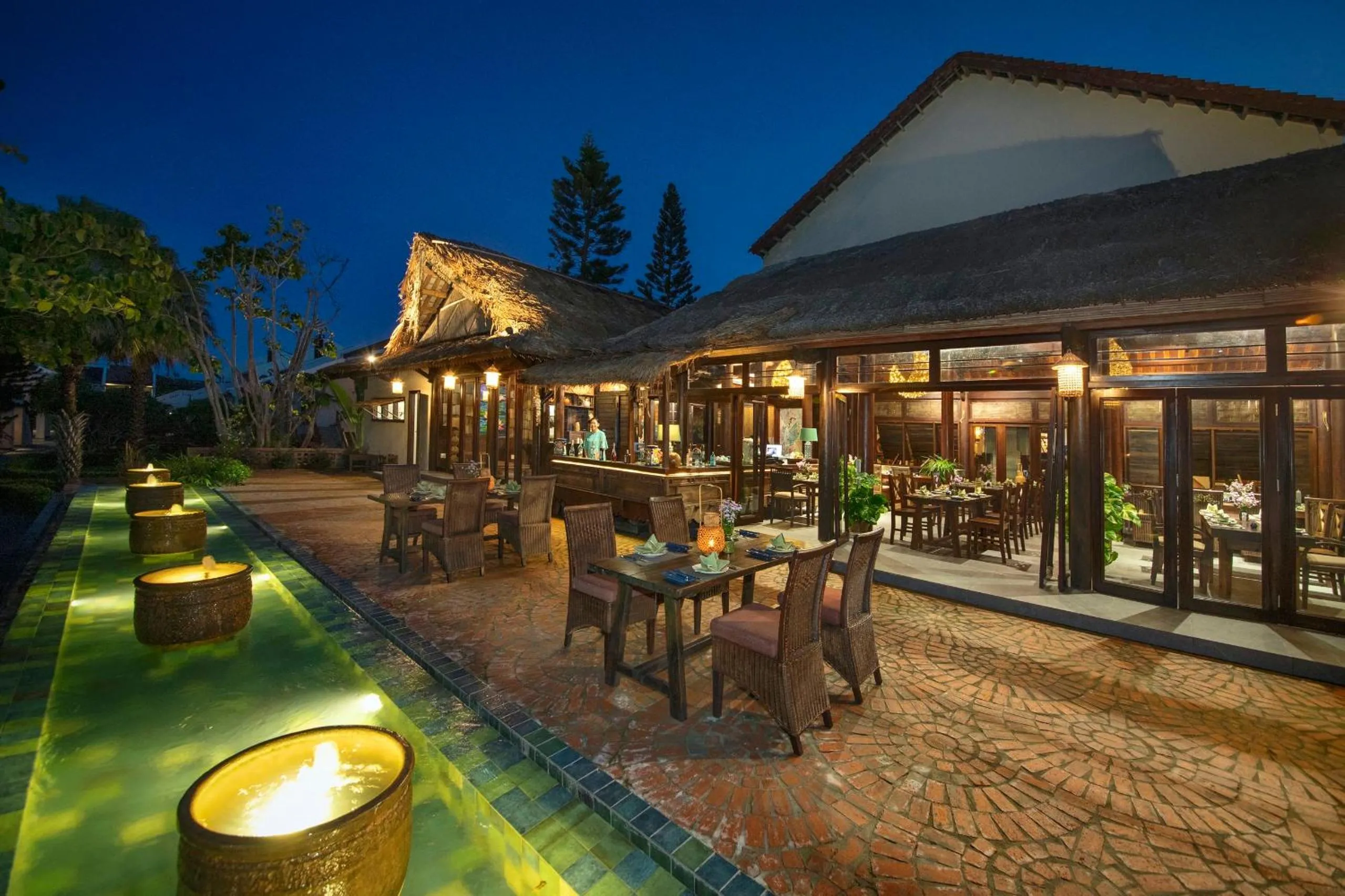 Restaurant/places to eat in Palm Garden Beach Resort & Spa