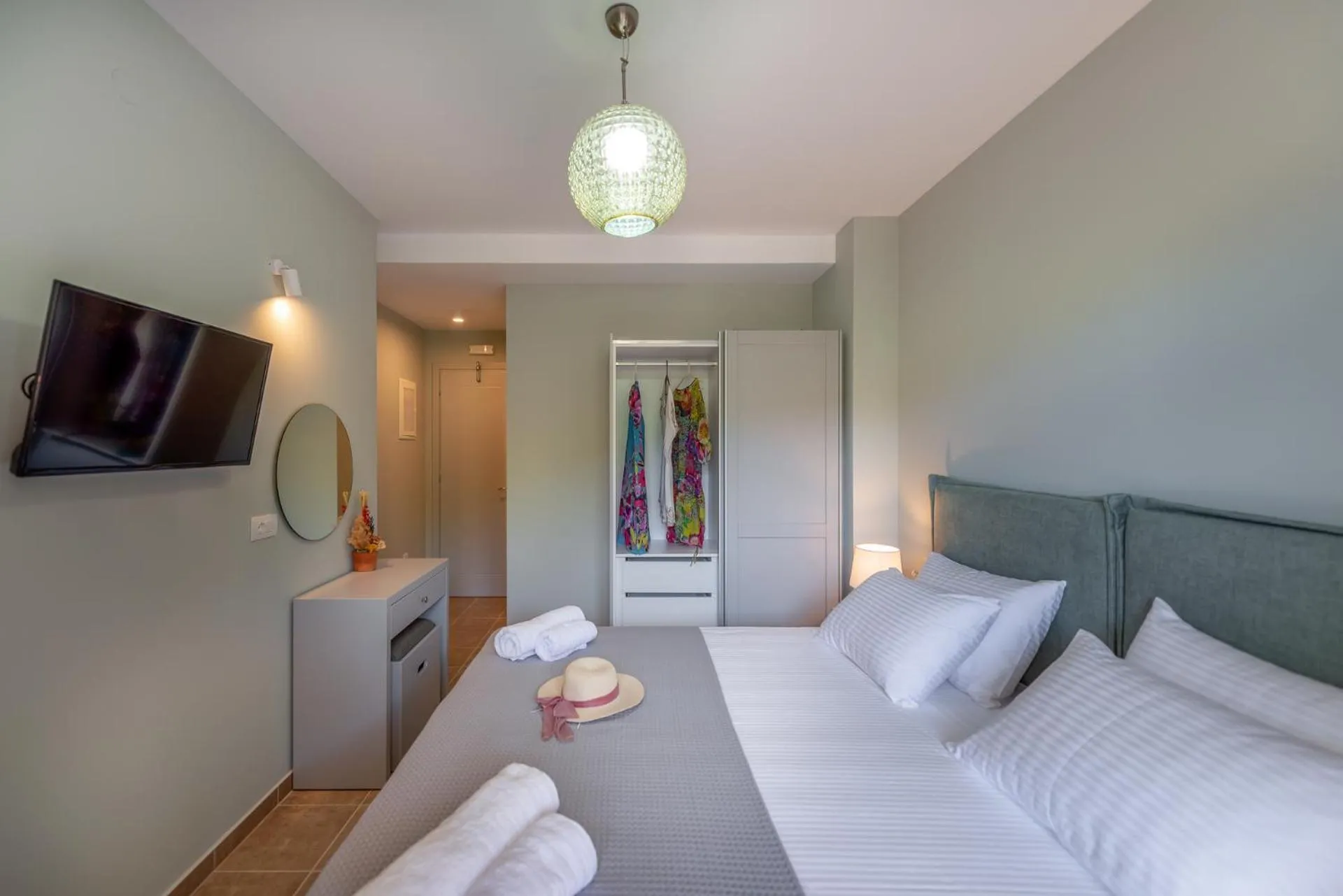 Bed in Egialion Iqia