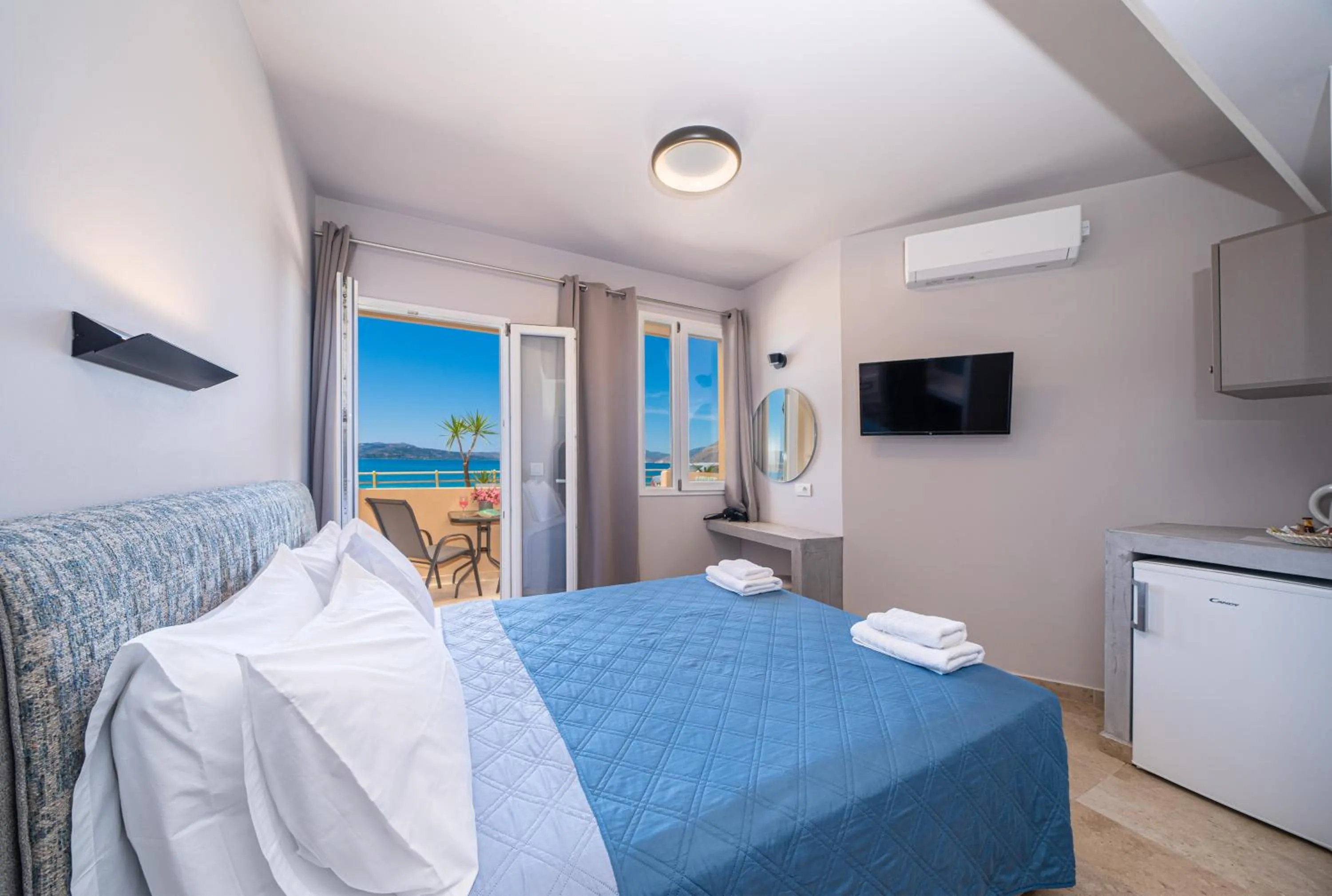 Bed in Egialion Iqia