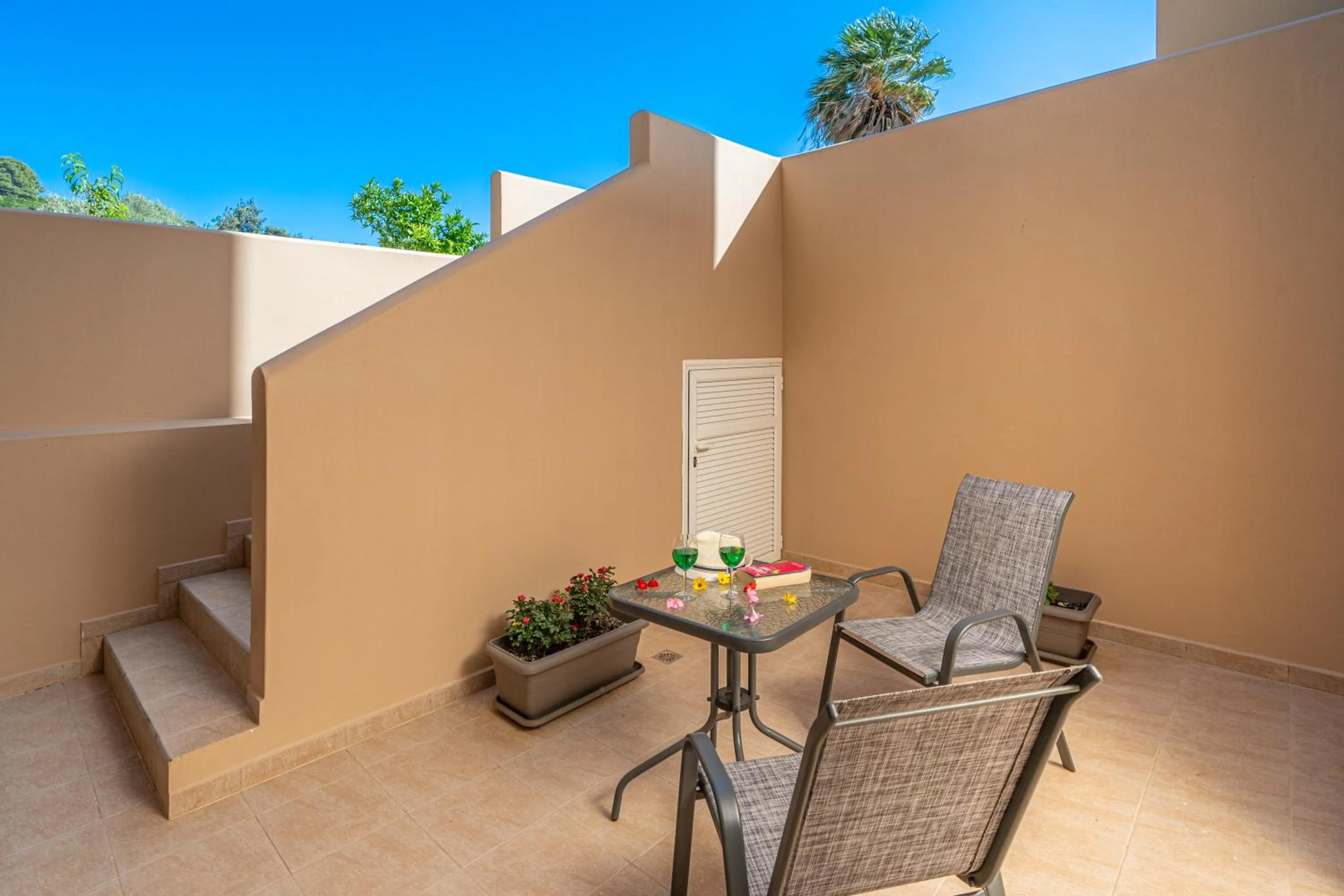 Patio in Egialion Iqia