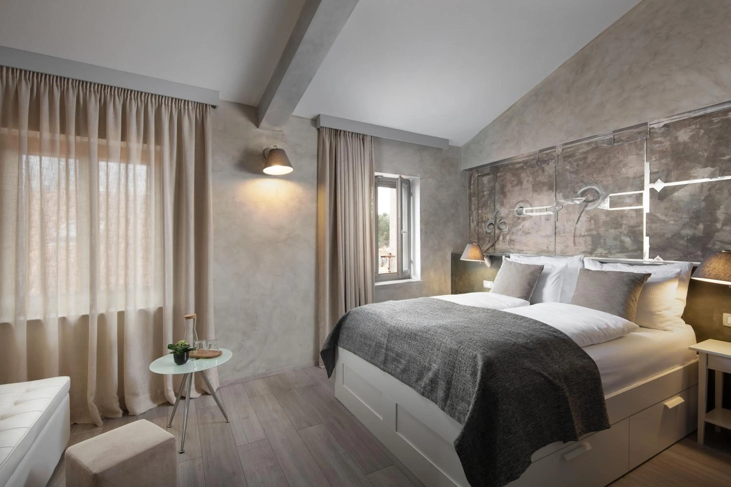 Bed in Mirakul Residence in a cute historic town