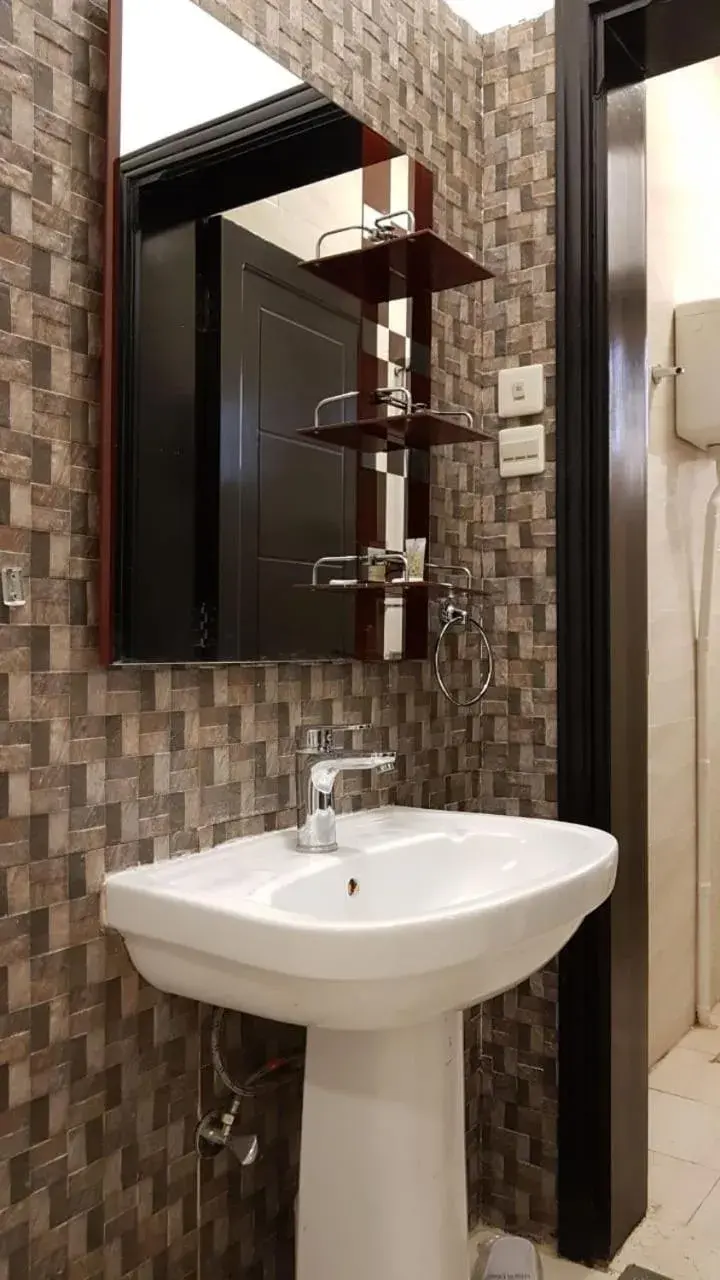 One-Bedroom Apartment in Waqet AlFakhama Furnished Apartments One-Bedroom Apartment in Waqet AlFakhama Furnished Apartments
