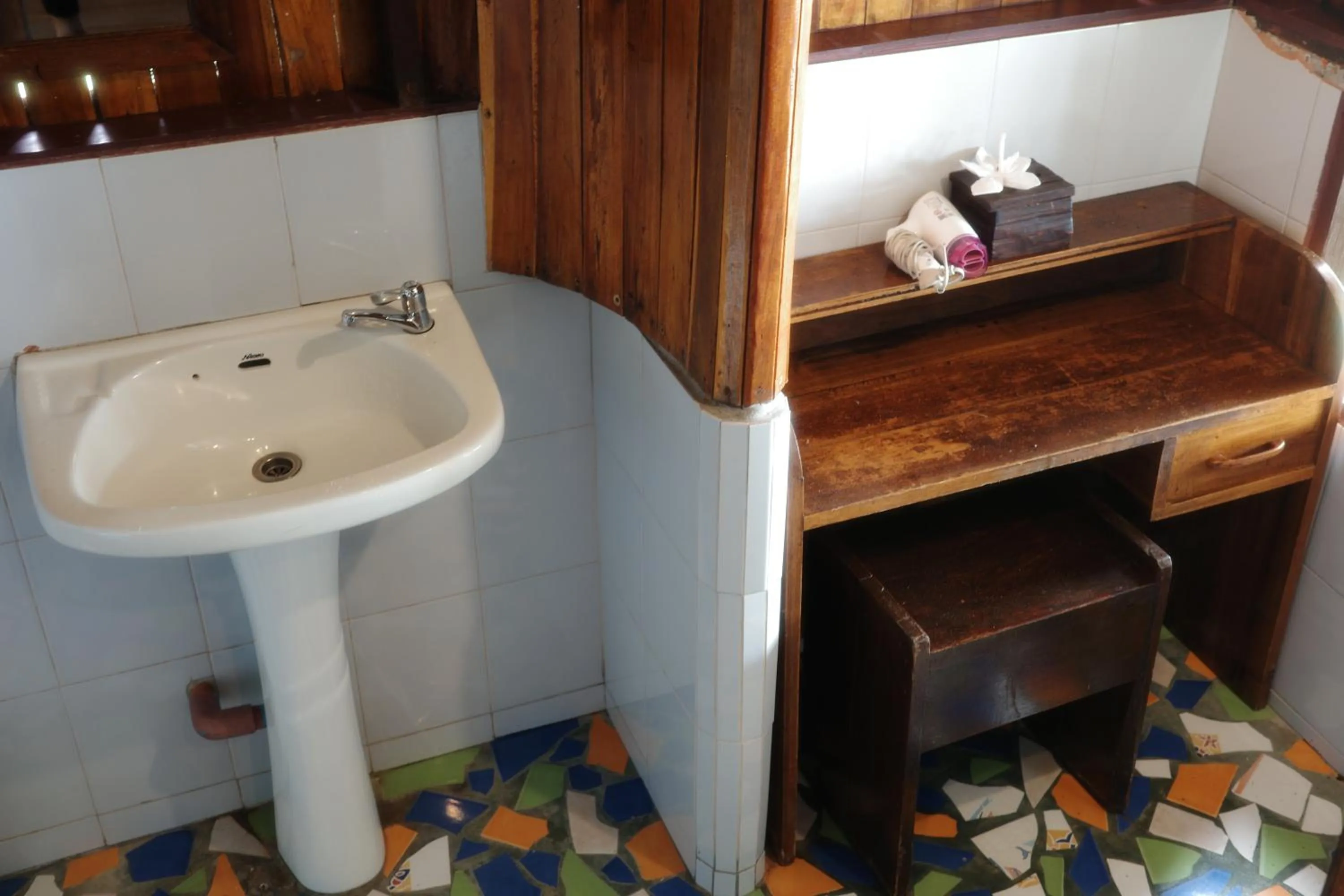 Toilet in Phi Phi Relax Beach Resort