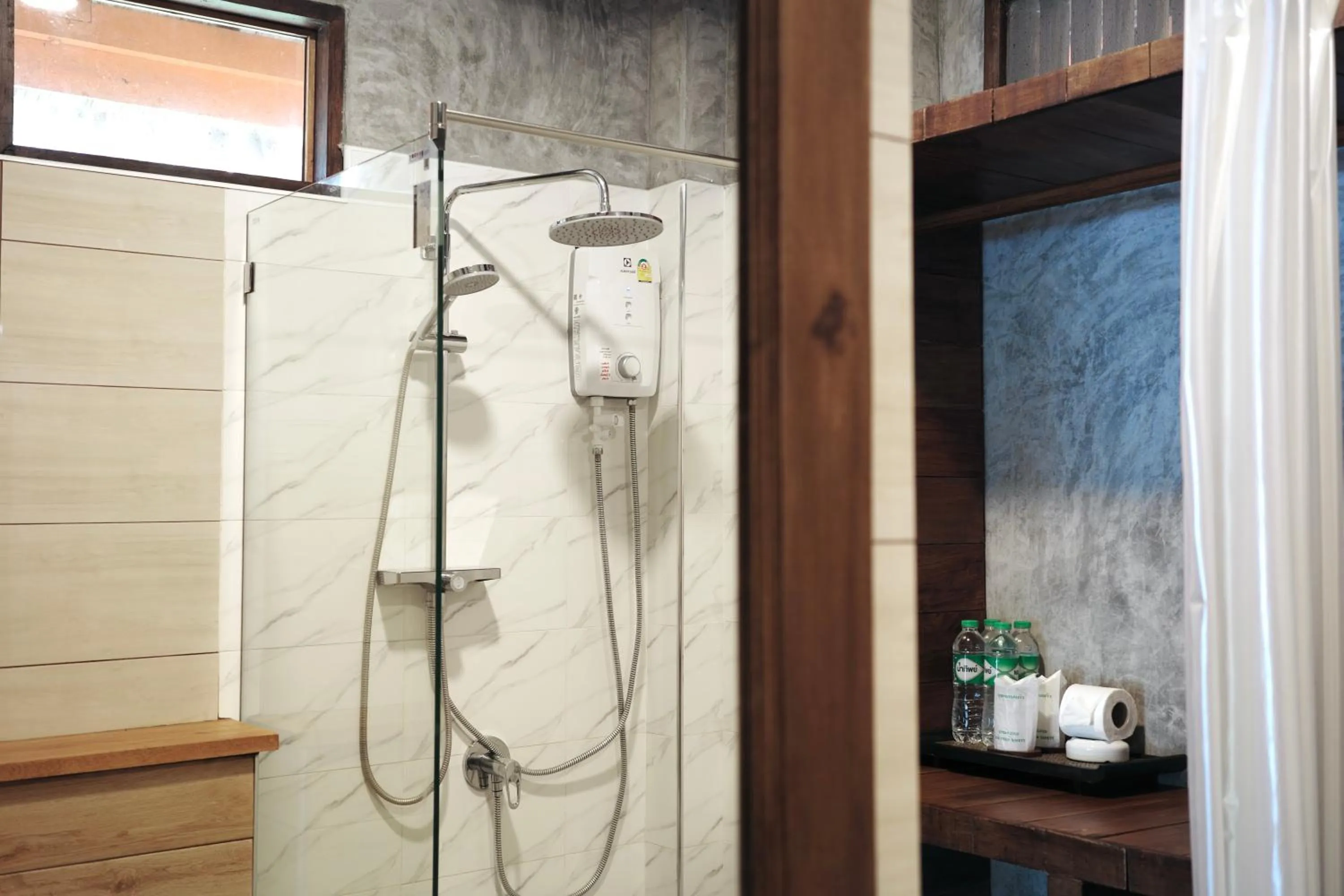 Shower in Phi Phi Relax Beach Resort