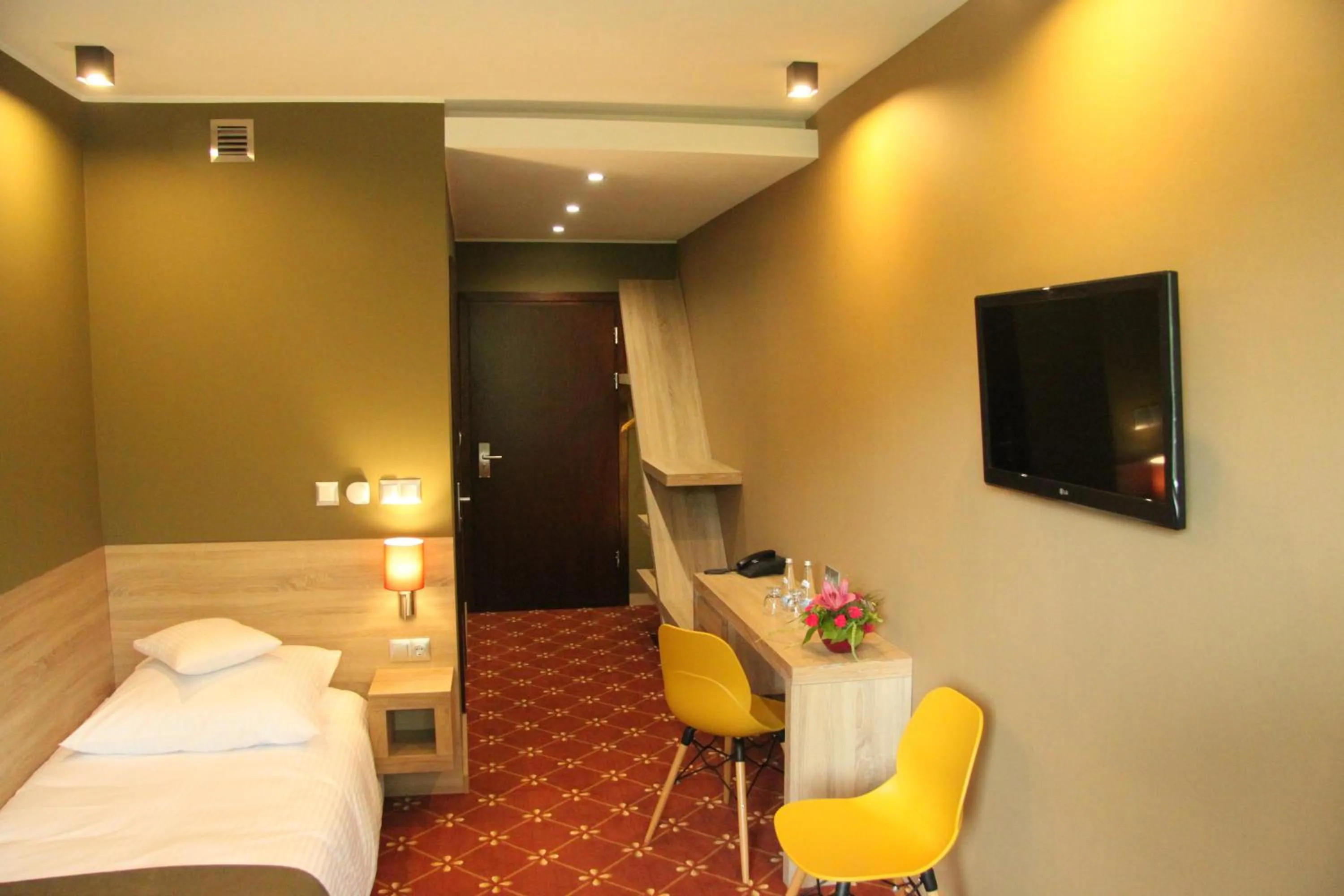 TV and multimedia, Bed in Hotel Dunajec