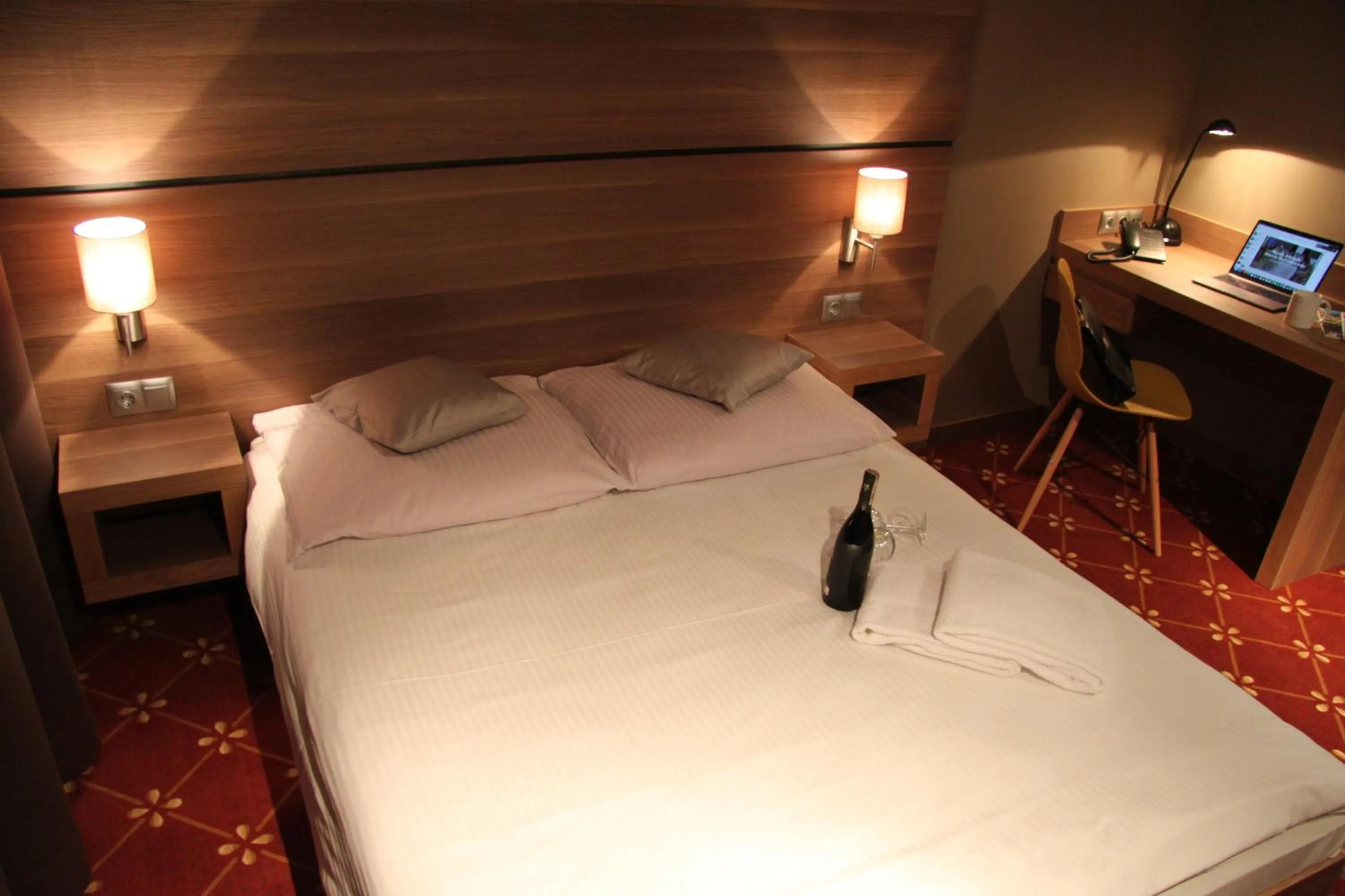 Bed in Hotel Dunajec