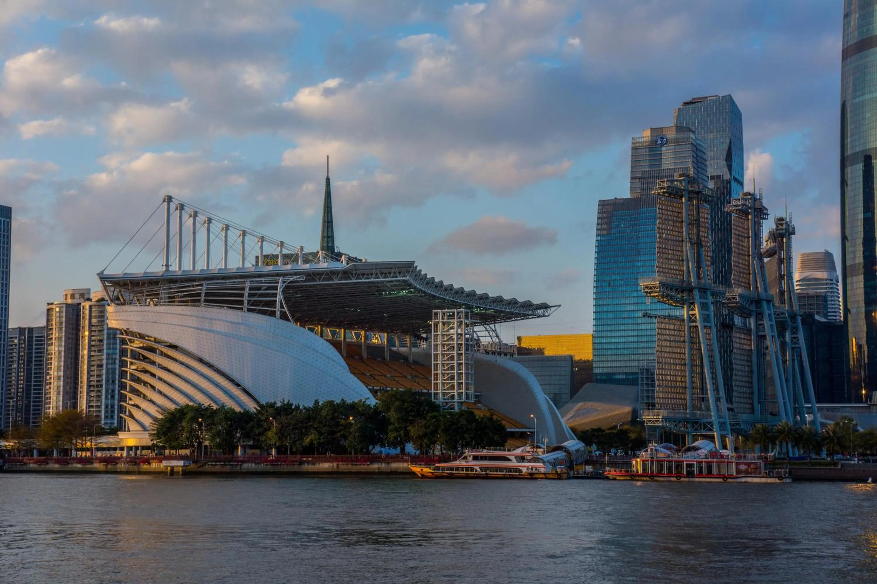 Nearby landmark in Paco Hotel Gangding Metro Guangzhou