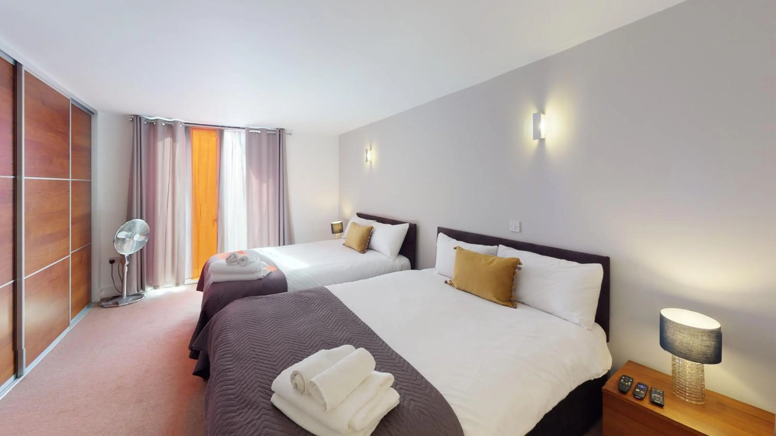 Bedroom, Bed in The Sinclair Building