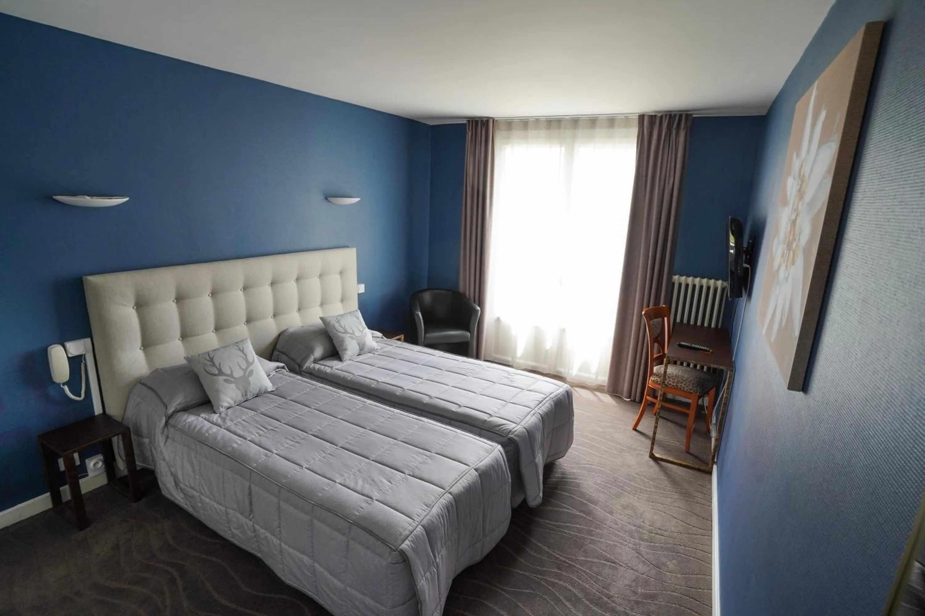 Bed in Auberge Le Semnoz