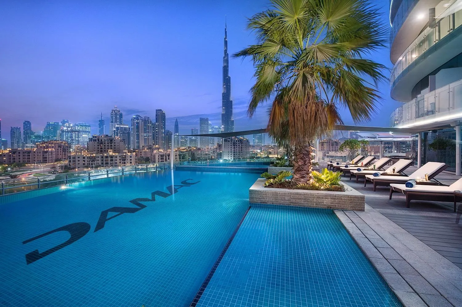 Swimming pool in DAMAC Maison Distinction