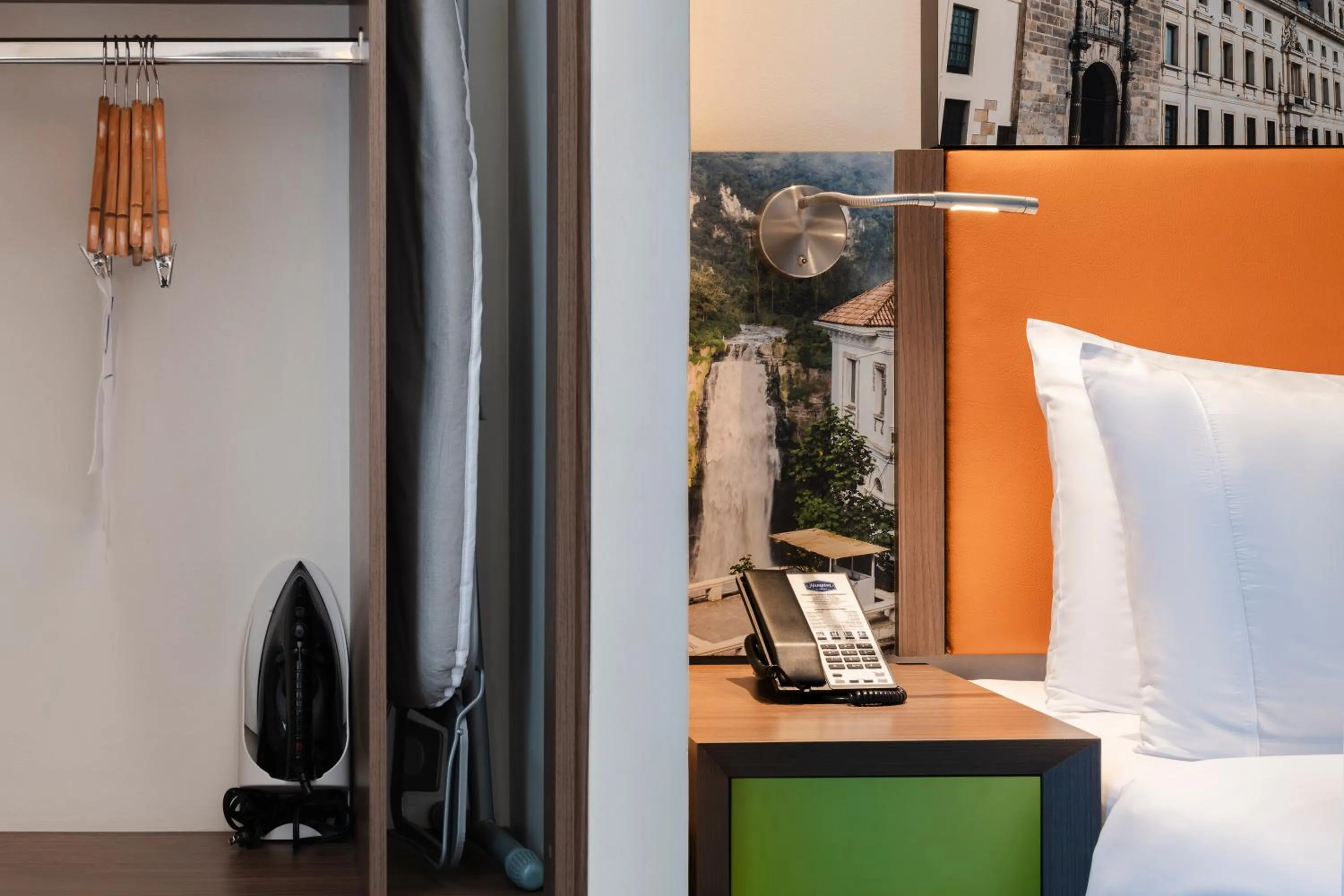 room service, Bed in Hampton By Hilton Bogota Airport