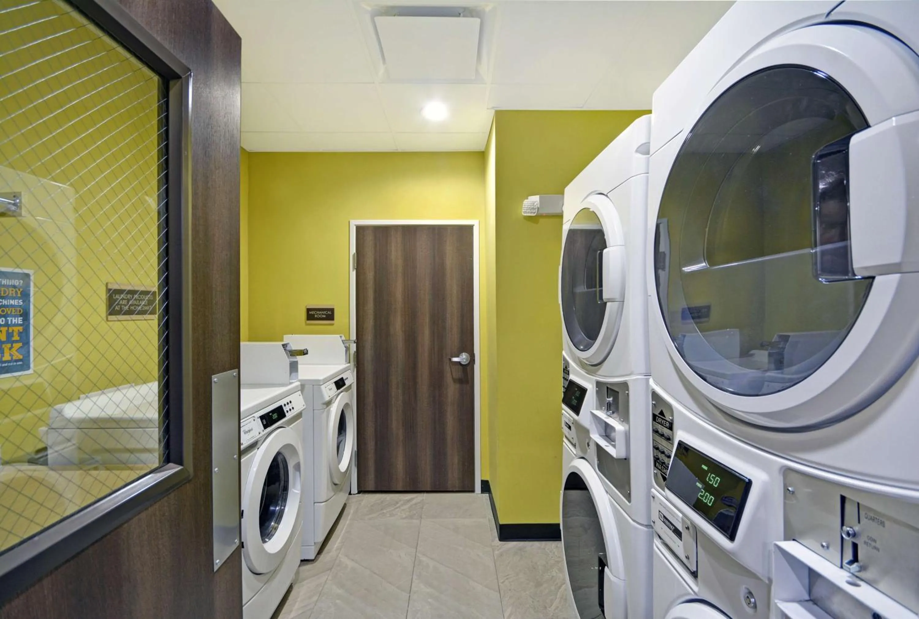 Property building in Home2 Suites By Hilton Dallas Desoto