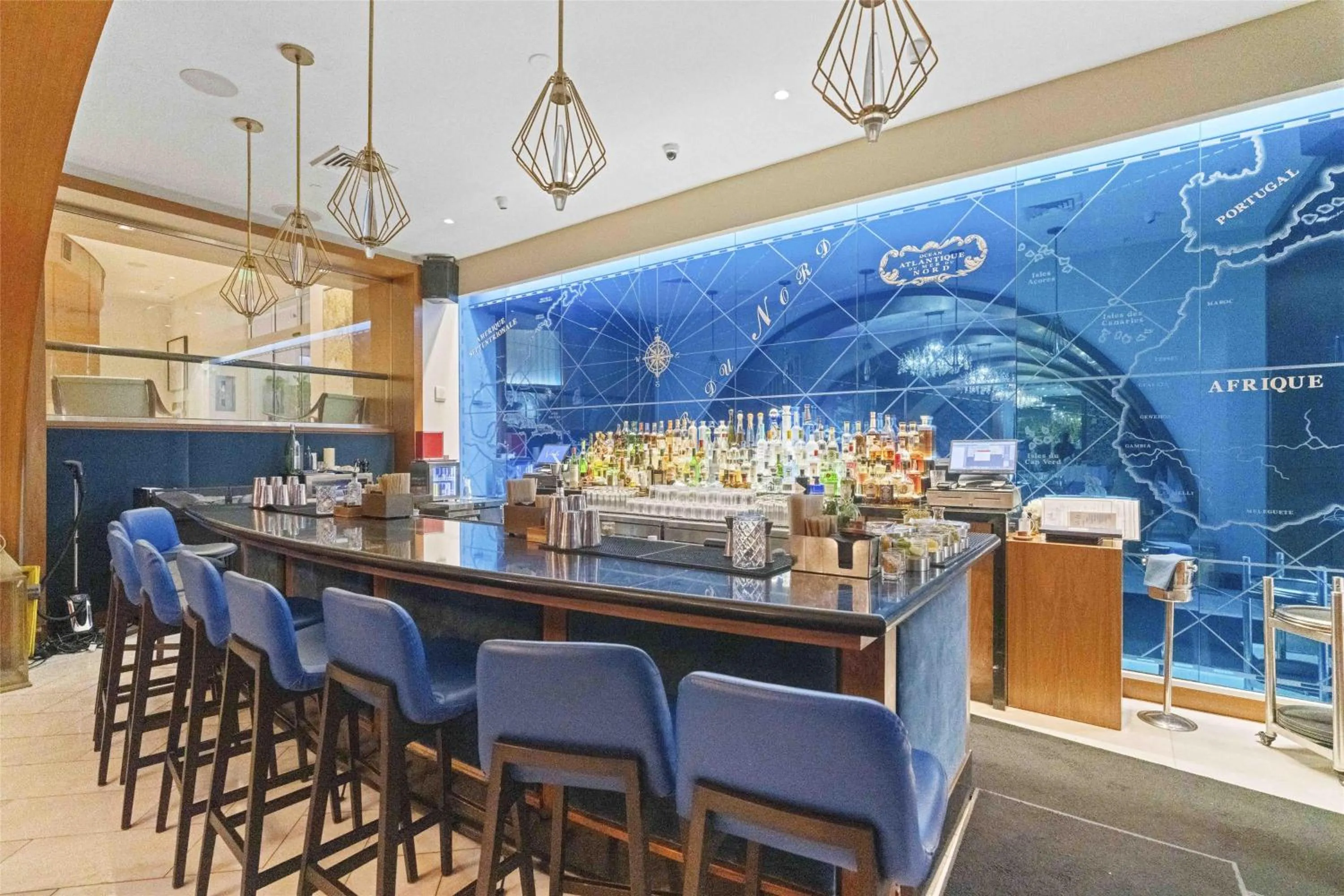 Restaurant/places to eat in Conrad Fort Lauderdale Beach