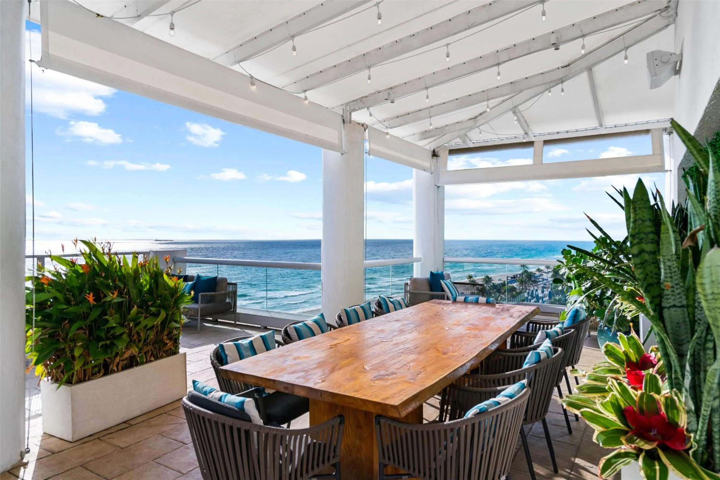 Patio in Conrad Fort Lauderdale Beach