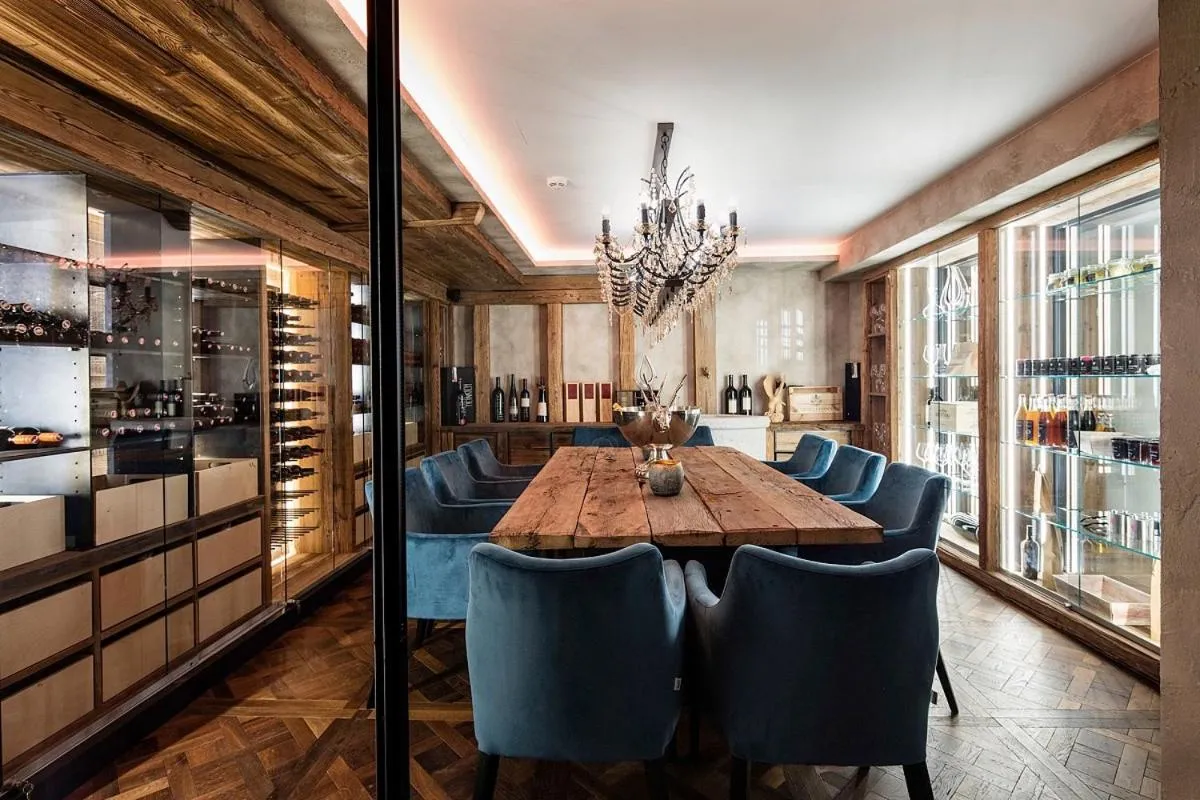 Restaurant/places to eat in Hotel Gasthof Perauer