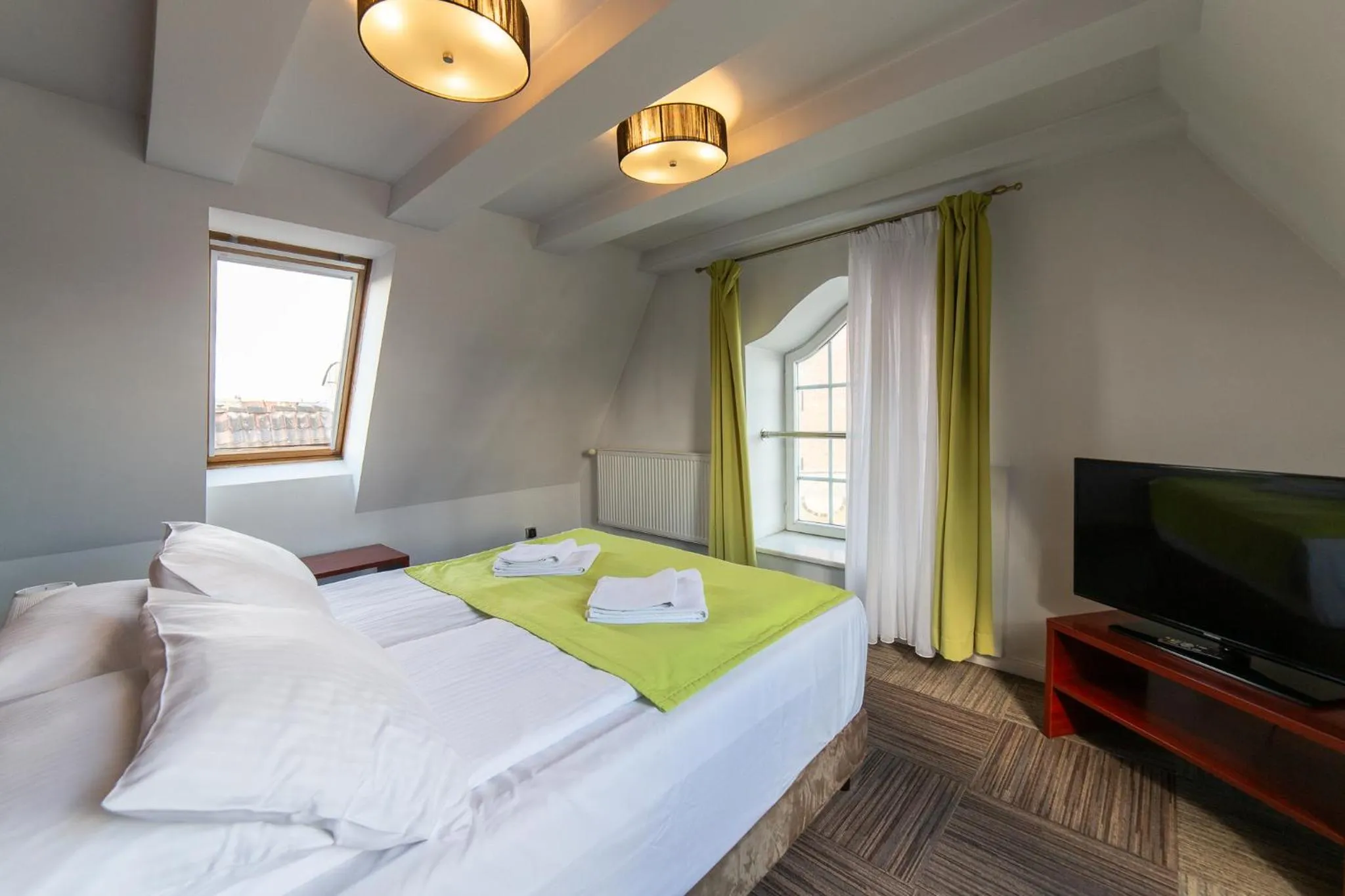 Bed in Hotel Artus - Old Town