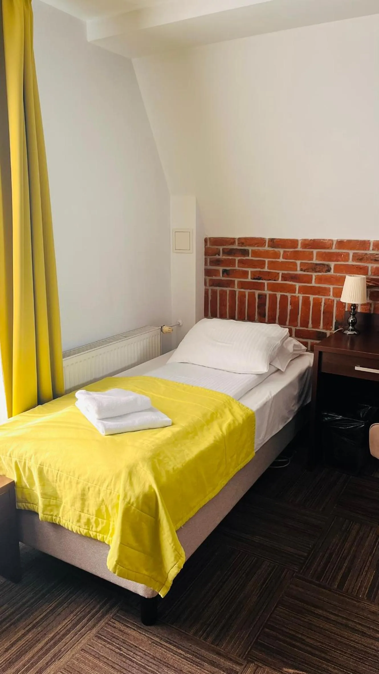 Bed in Hotel Artus - Old Town