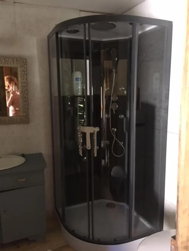 Shower in Le Moulin à huile