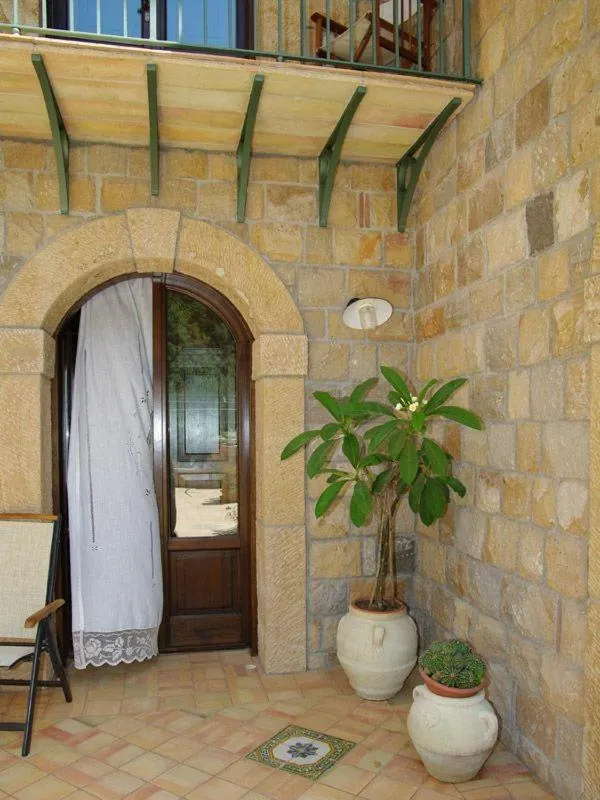 Facade/entrance in Turismo Rurale Cefalù