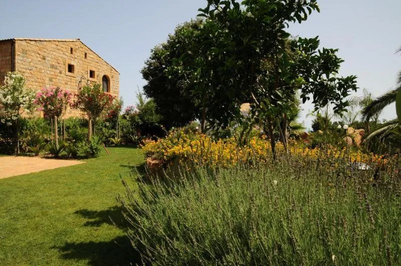 Facade/entrance in Turismo Rurale Cefalù
