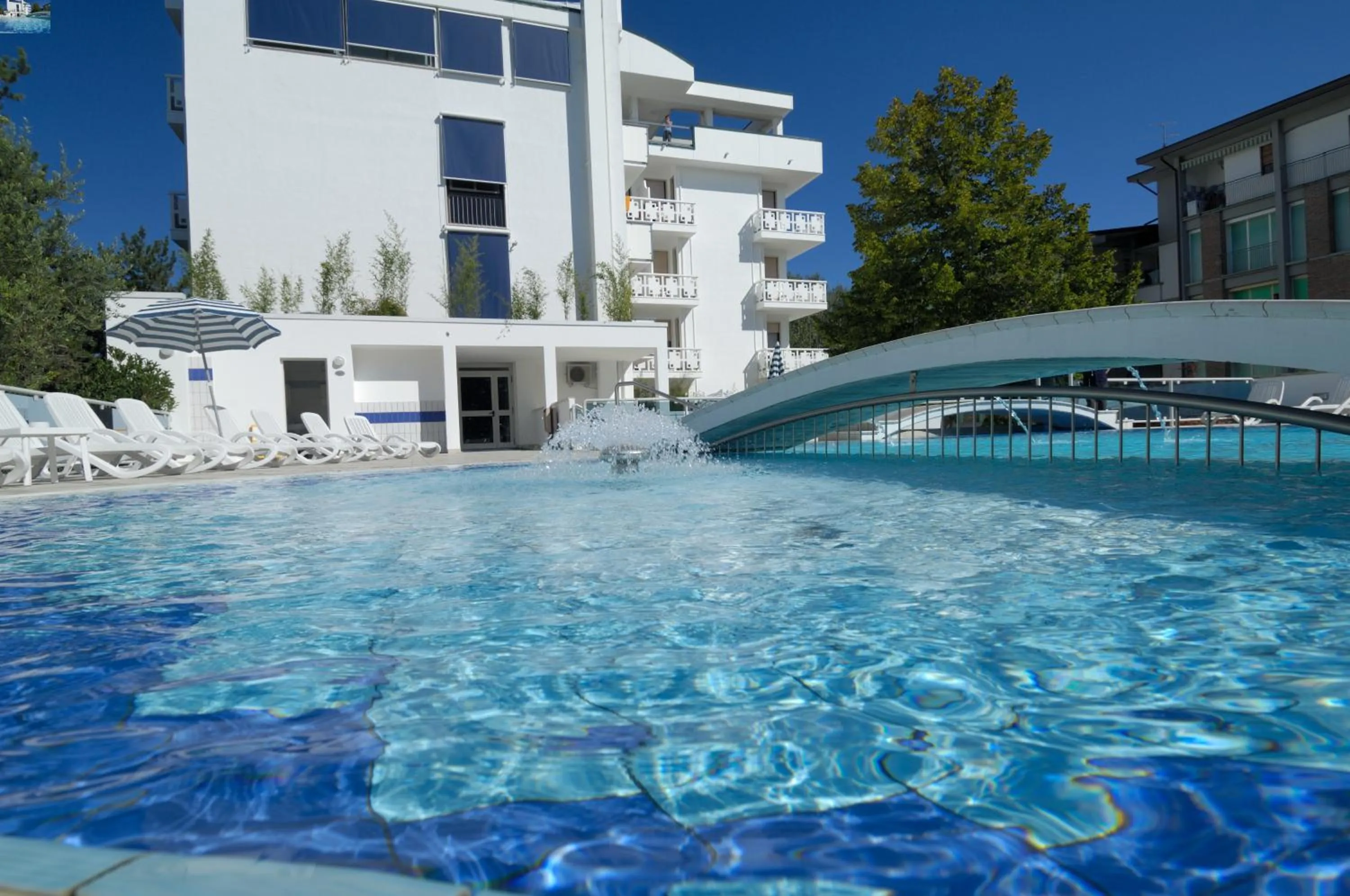Swimming pool in Hotel Firenze
