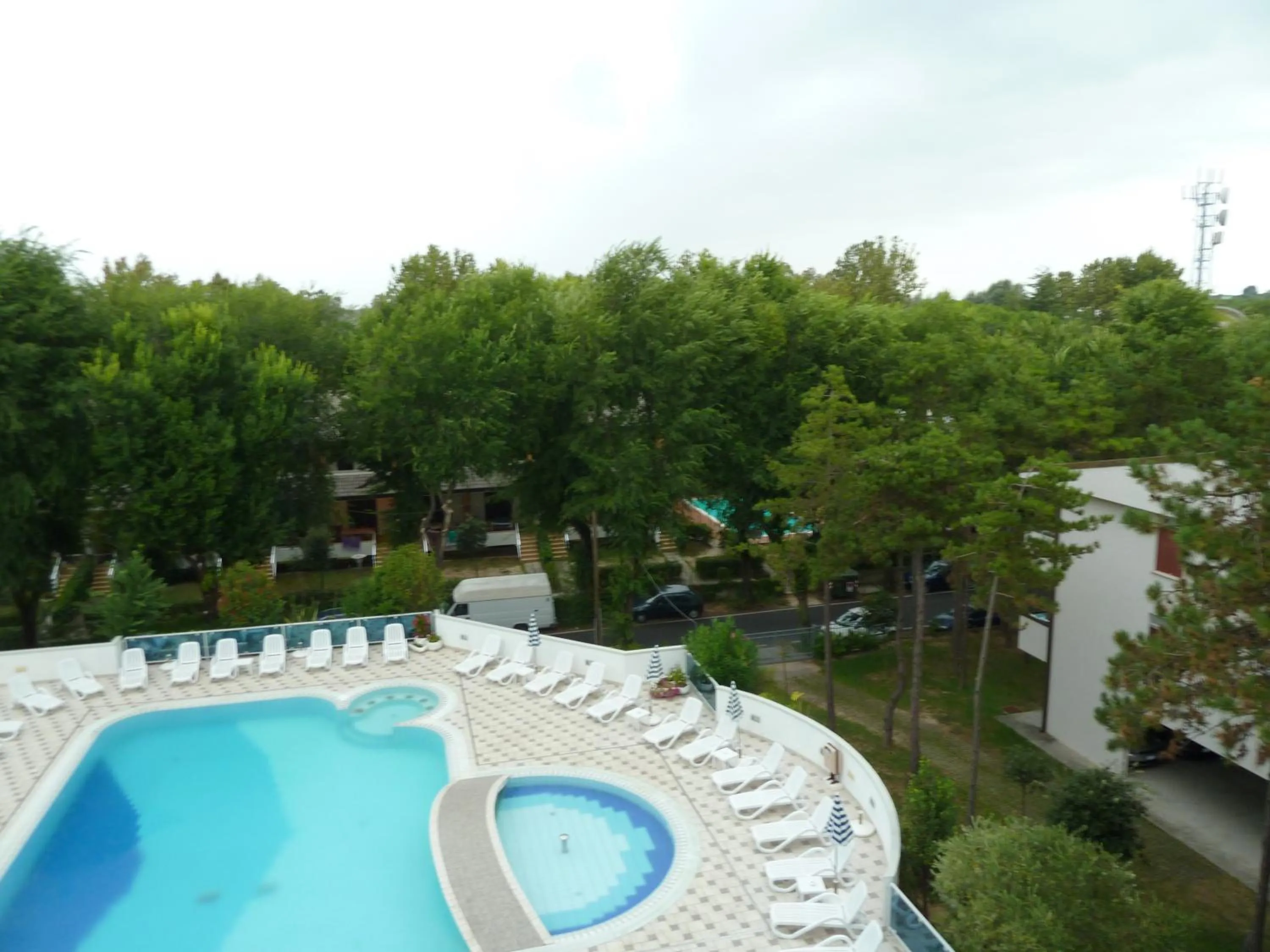 Swimming pool in Hotel Firenze
