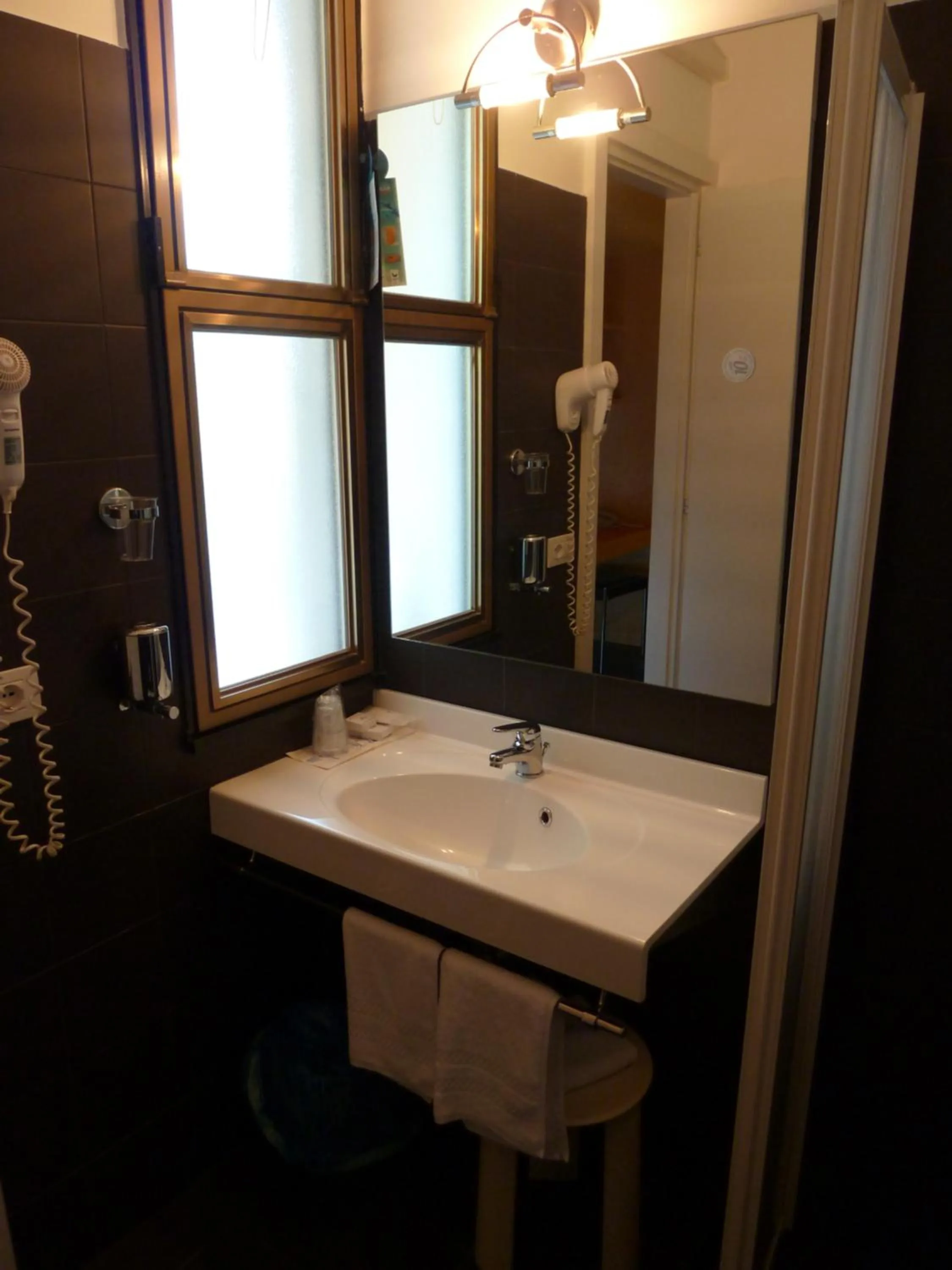 Bathroom in Hotel Firenze