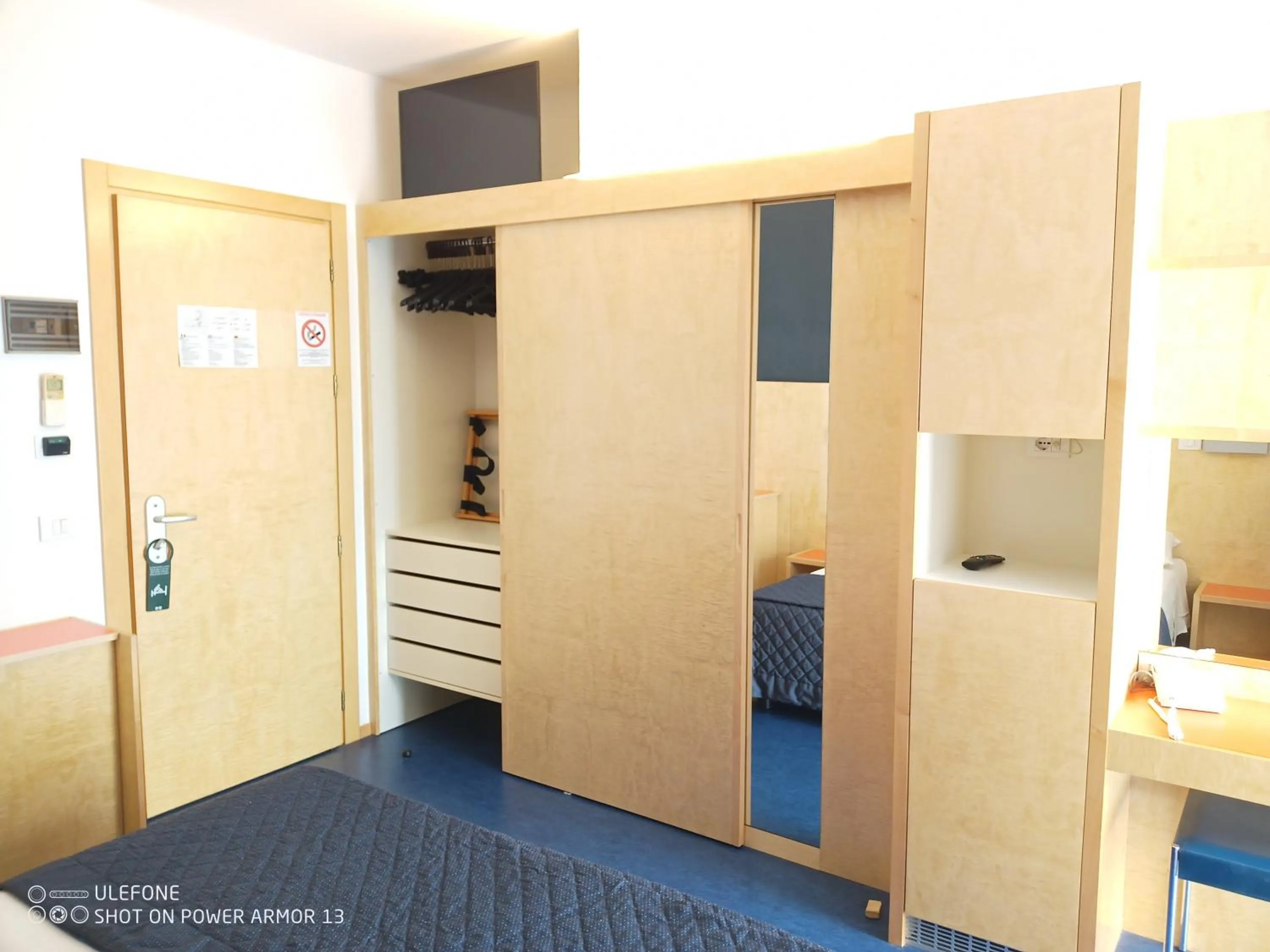 wardrobe in Hotel Firenze