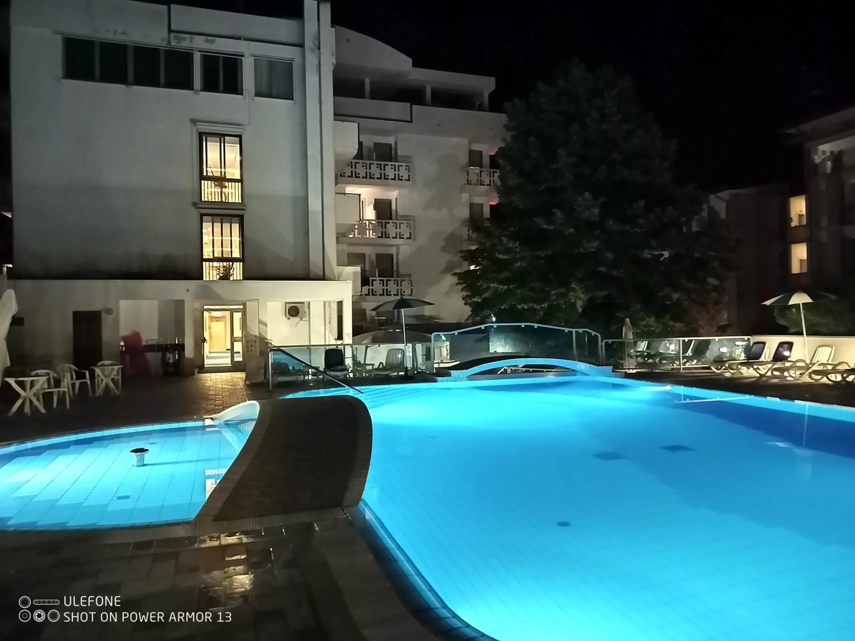 Swimming pool in Hotel Firenze